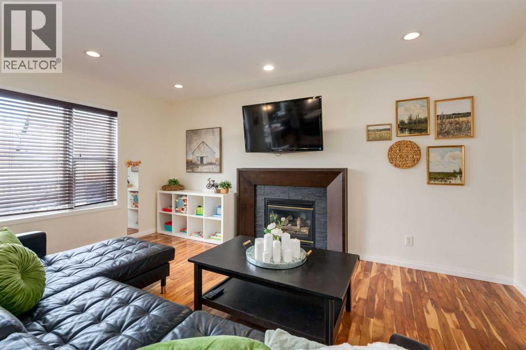 
          168 West Creek Pond
            <br/>
            <span>Chestermere</span>
            , 
            <span>AB</span>
             <span>T1X1H4</span>
         - Photo 8