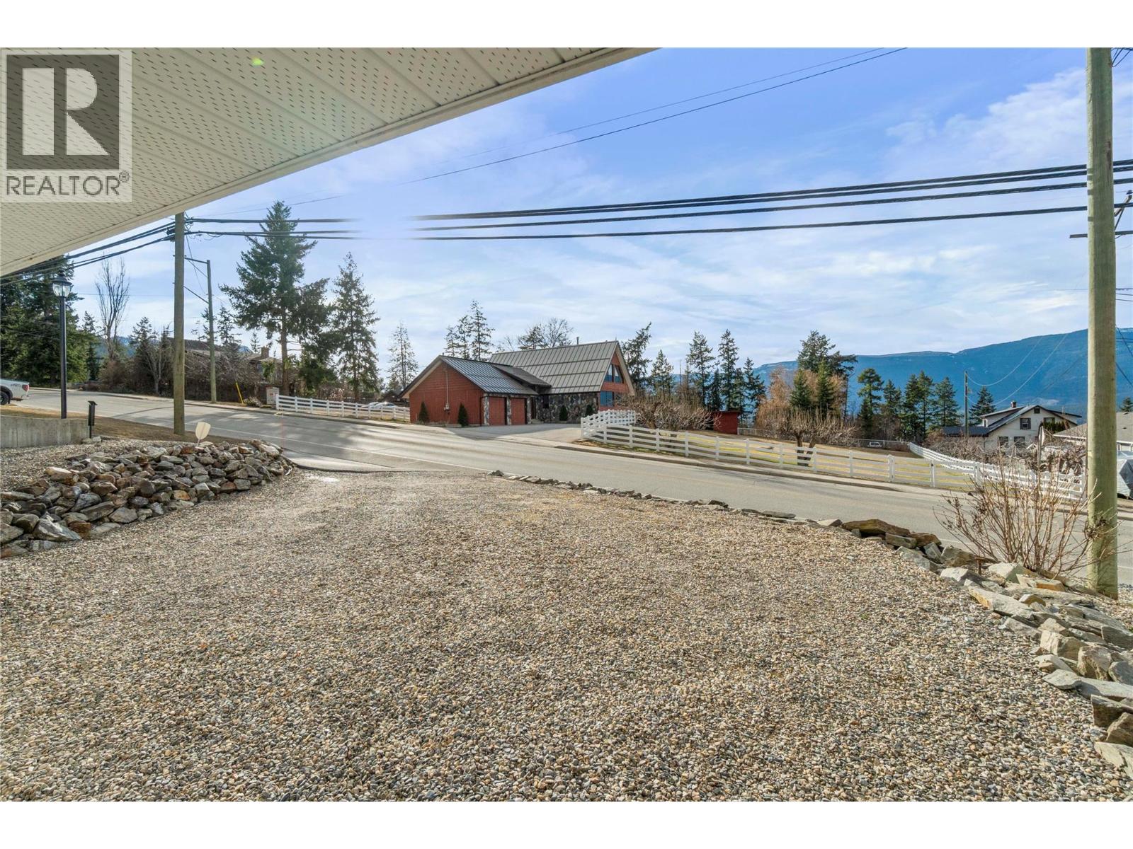 430 20 Street SE, Salmon Arm