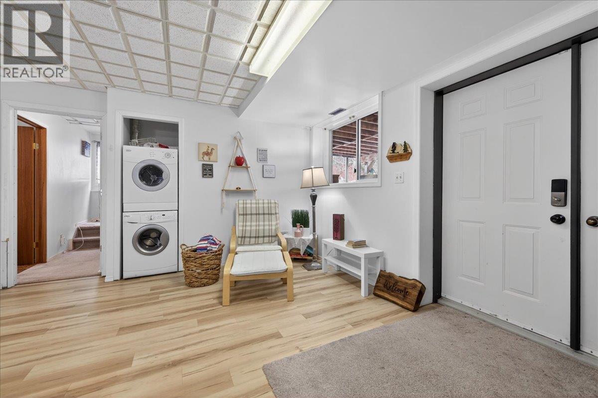 5024 Hot Springs Road, Fairmont Hot Springs