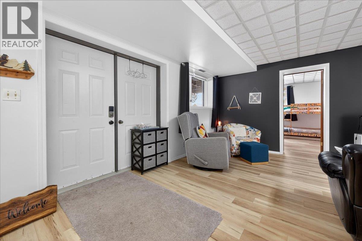 5024 Hot Springs Road, Fairmont Hot Springs