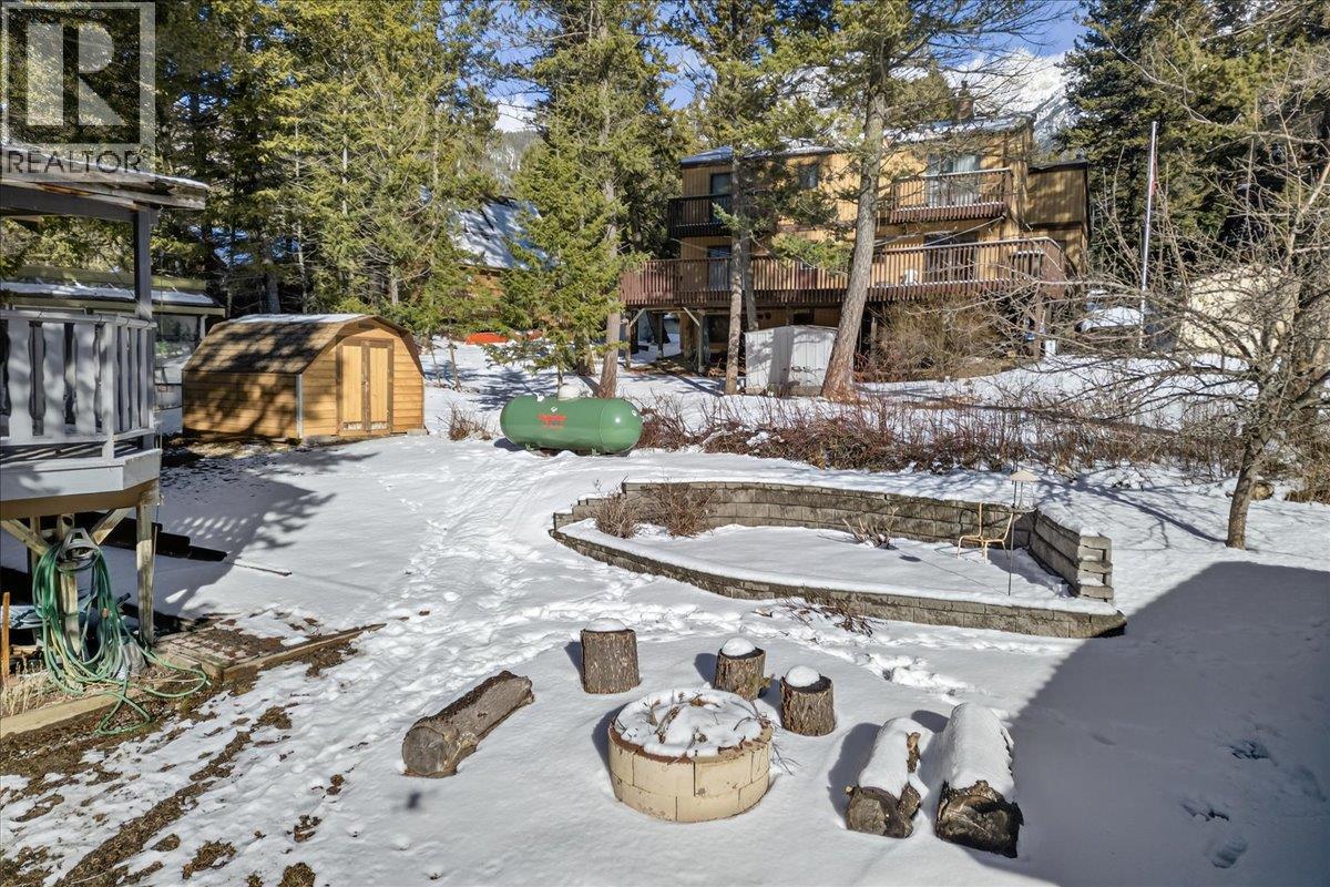 5024 Hot Springs Road, Fairmont Hot Springs