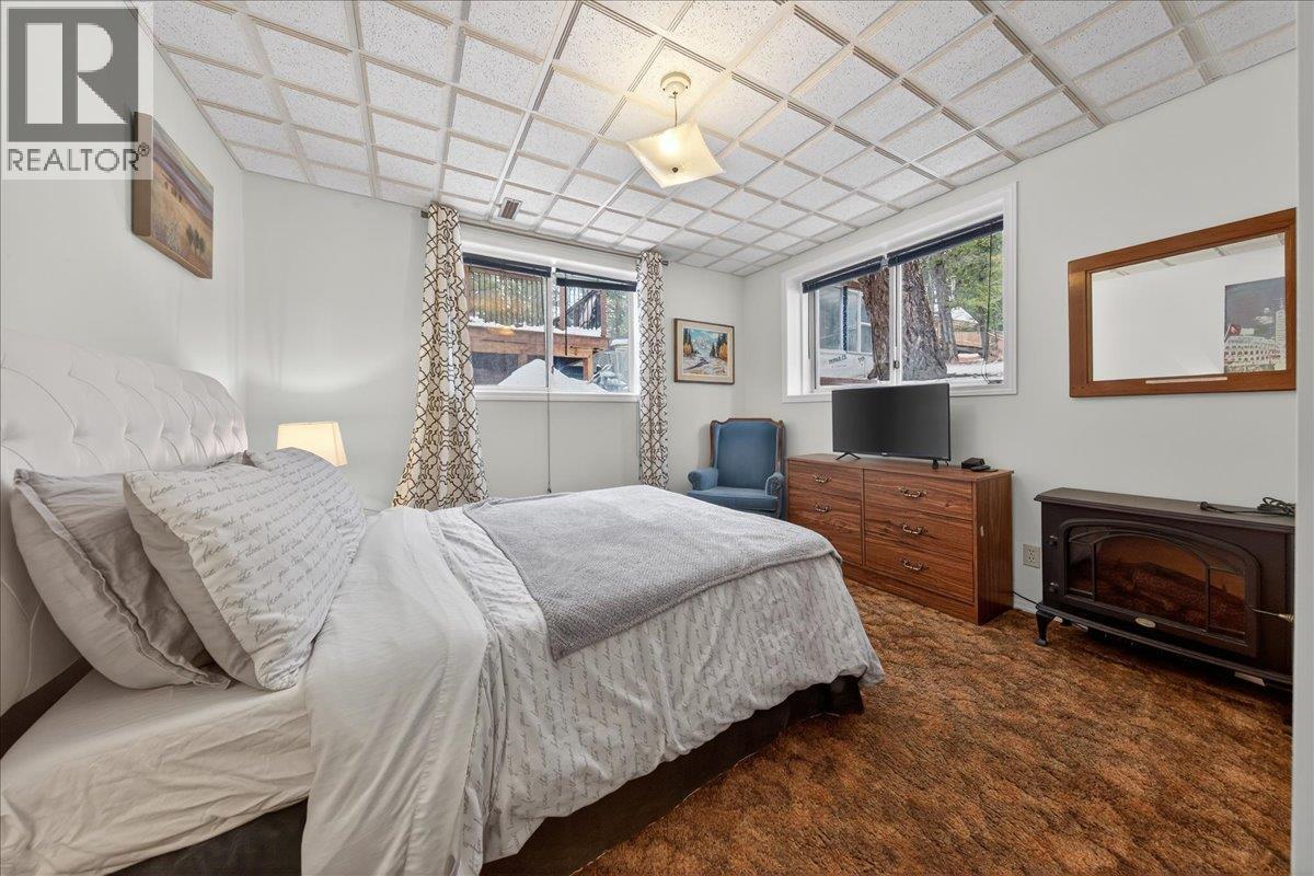 5024 Hot Springs Road, Fairmont Hot Springs