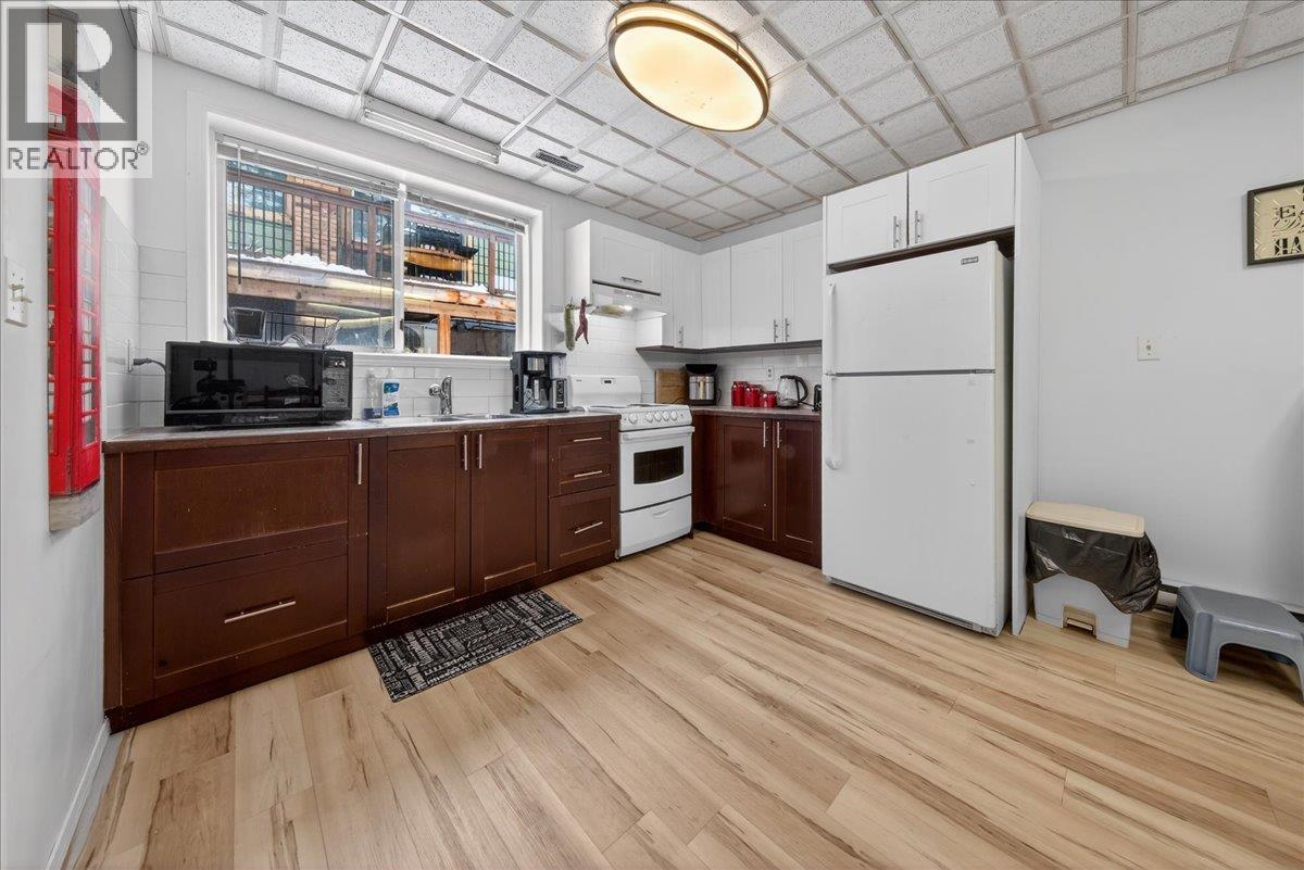 5024 Hot Springs Road, Fairmont Hot Springs