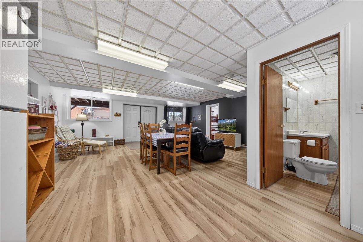 5024 Hot Springs Road, Fairmont Hot Springs