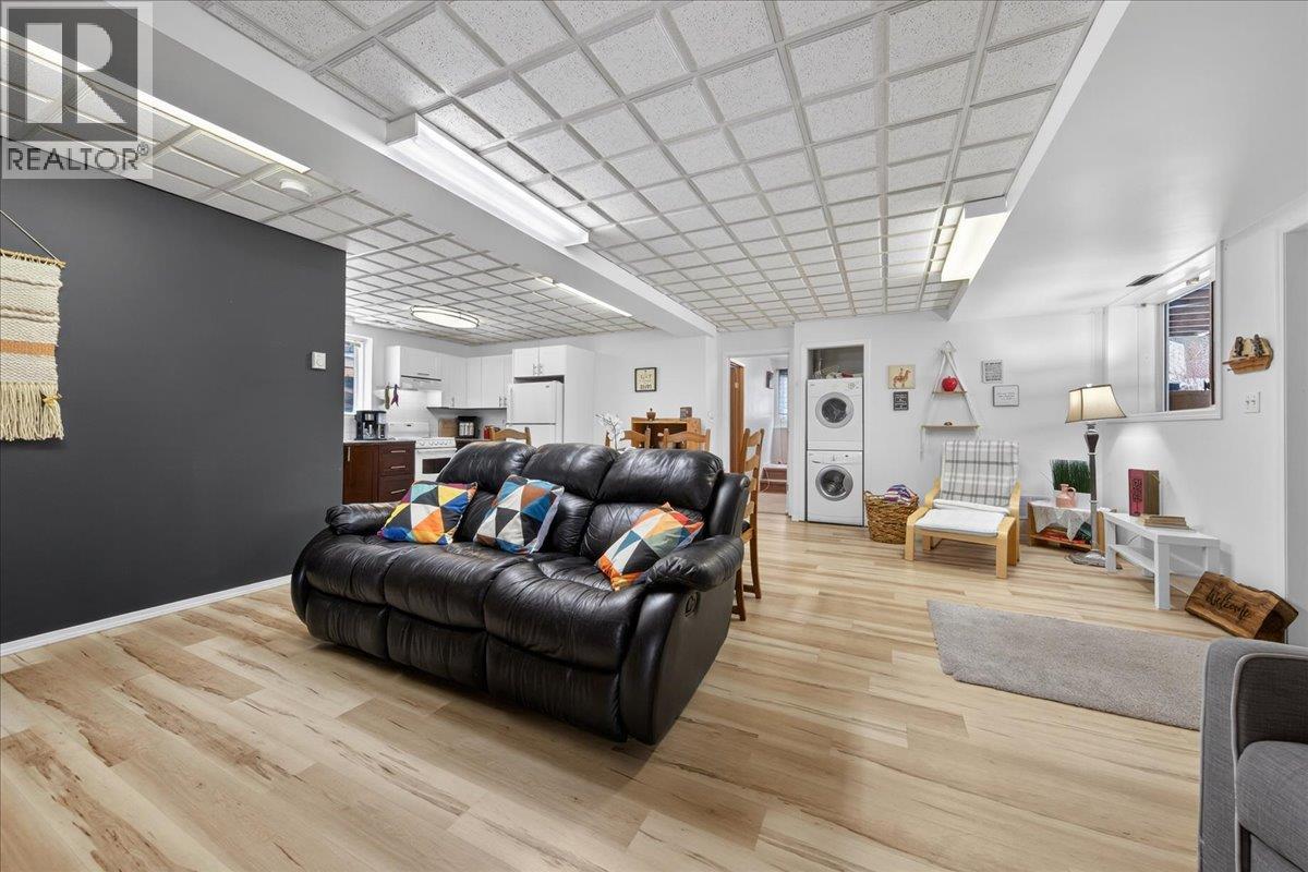 5024 Hot Springs Road, Fairmont Hot Springs