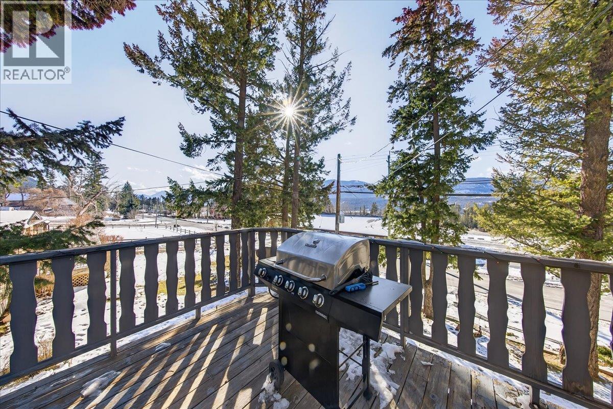 5024 Hot Springs Road, Fairmont Hot Springs