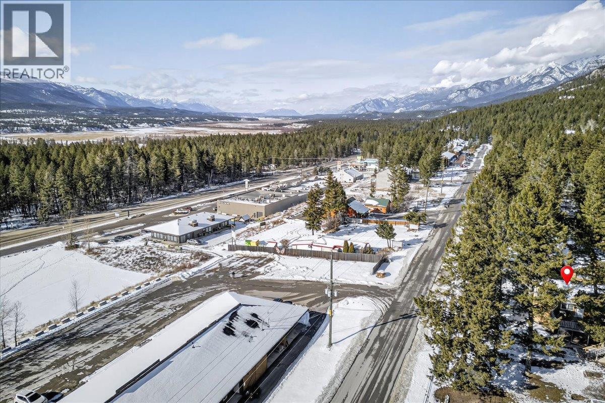 5024 Hot Springs Road, Fairmont Hot Springs