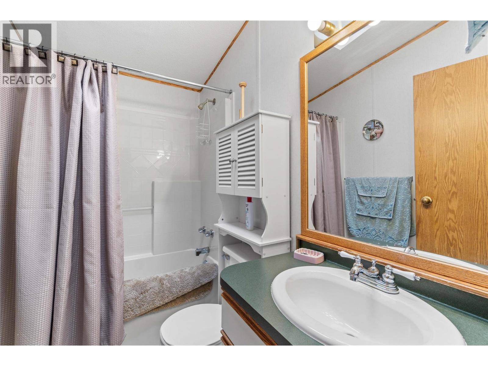 5161 63 Avenue NE Unit# 2, Salmon Arm