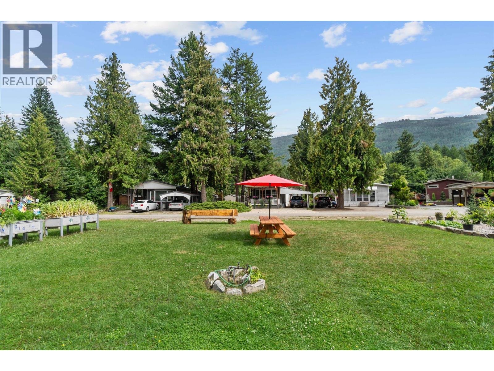 5161 63 Avenue NE Unit# 2, Salmon Arm