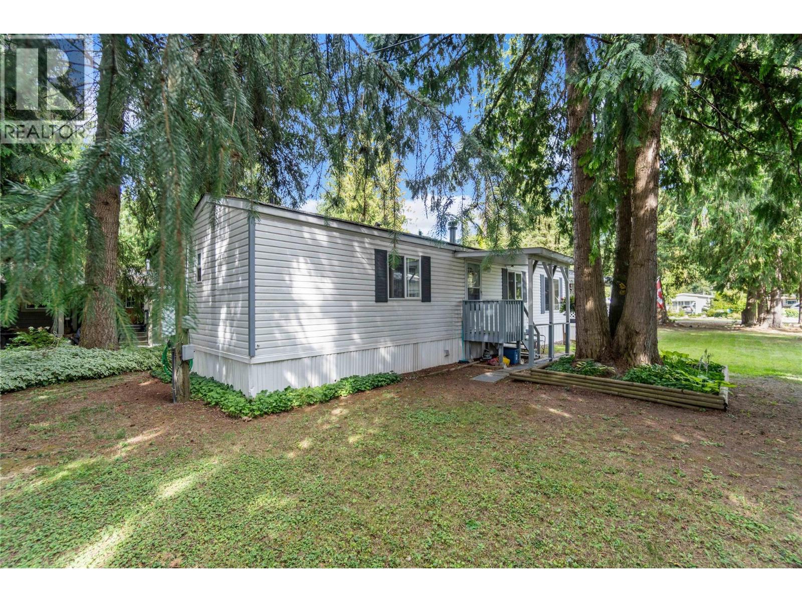 5161 63 Avenue NE Unit# 2, Salmon Arm