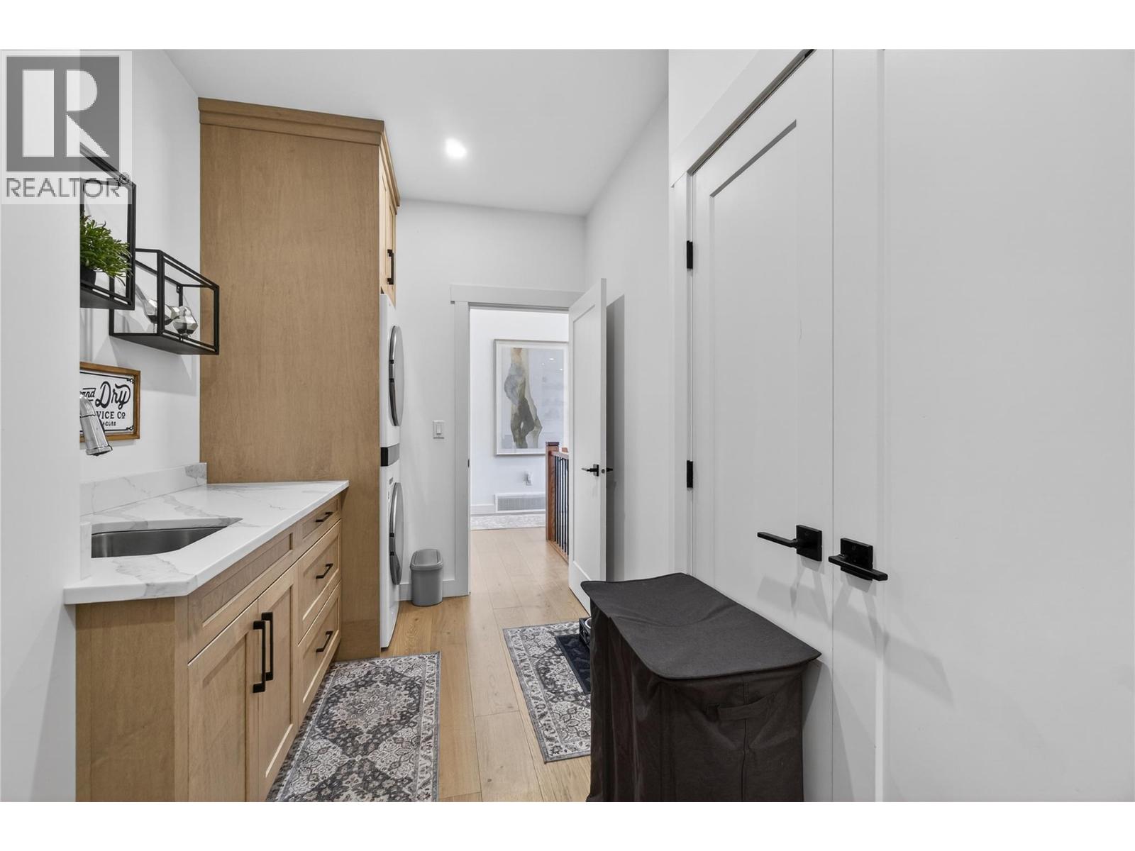 1621 9 Street SE, Salmon Arm