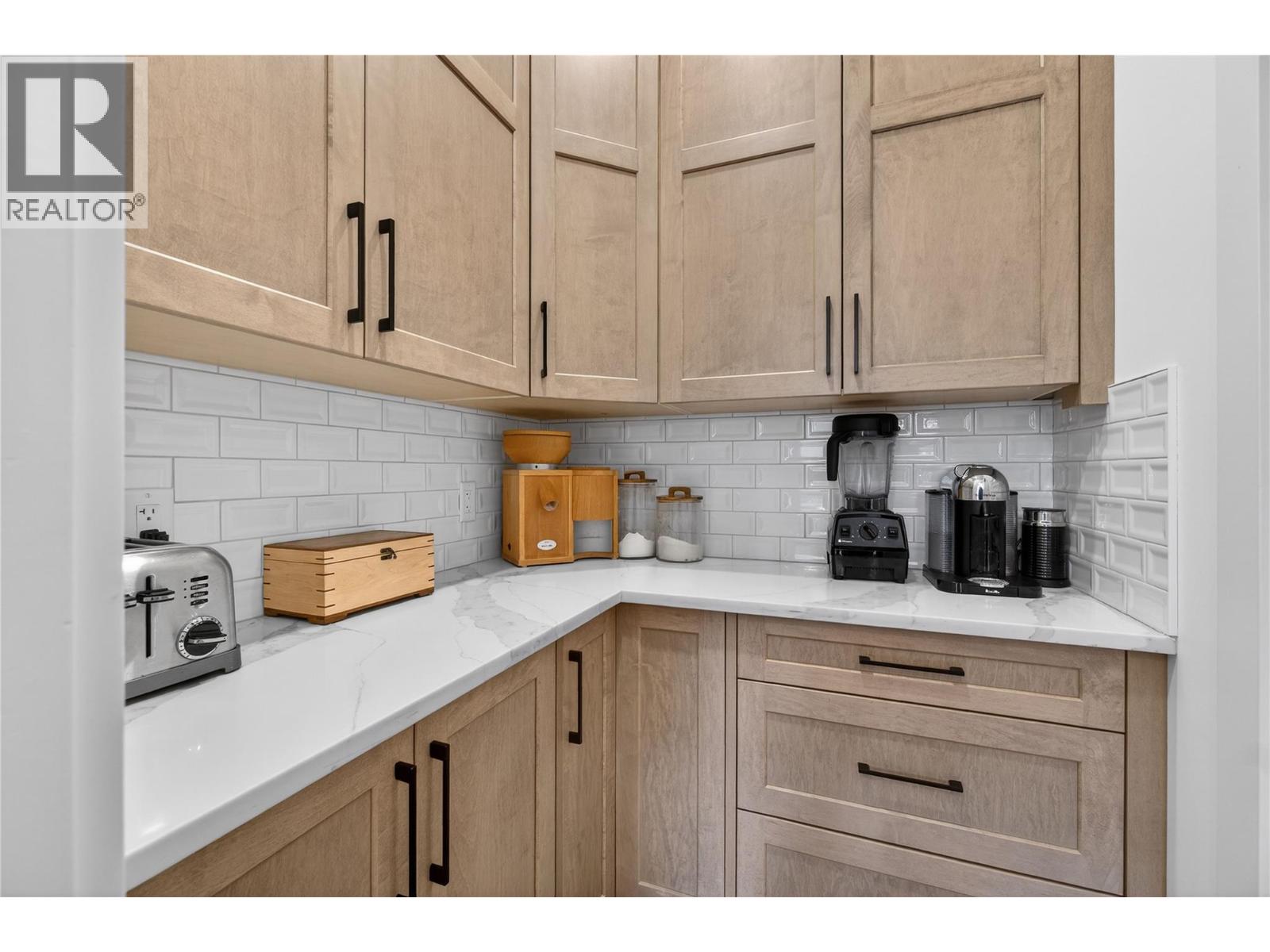 1621 9 Street SE, Salmon Arm