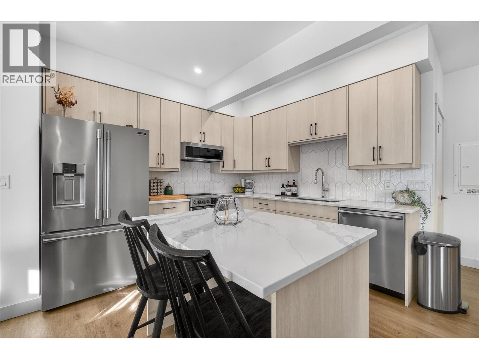 1621 9 Street SE, Salmon Arm