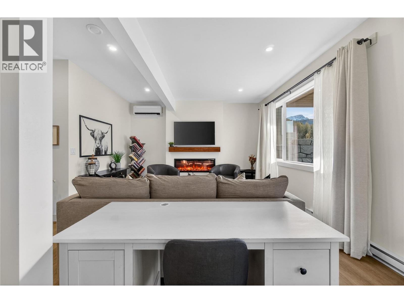 1621 9 Street SE, Salmon Arm