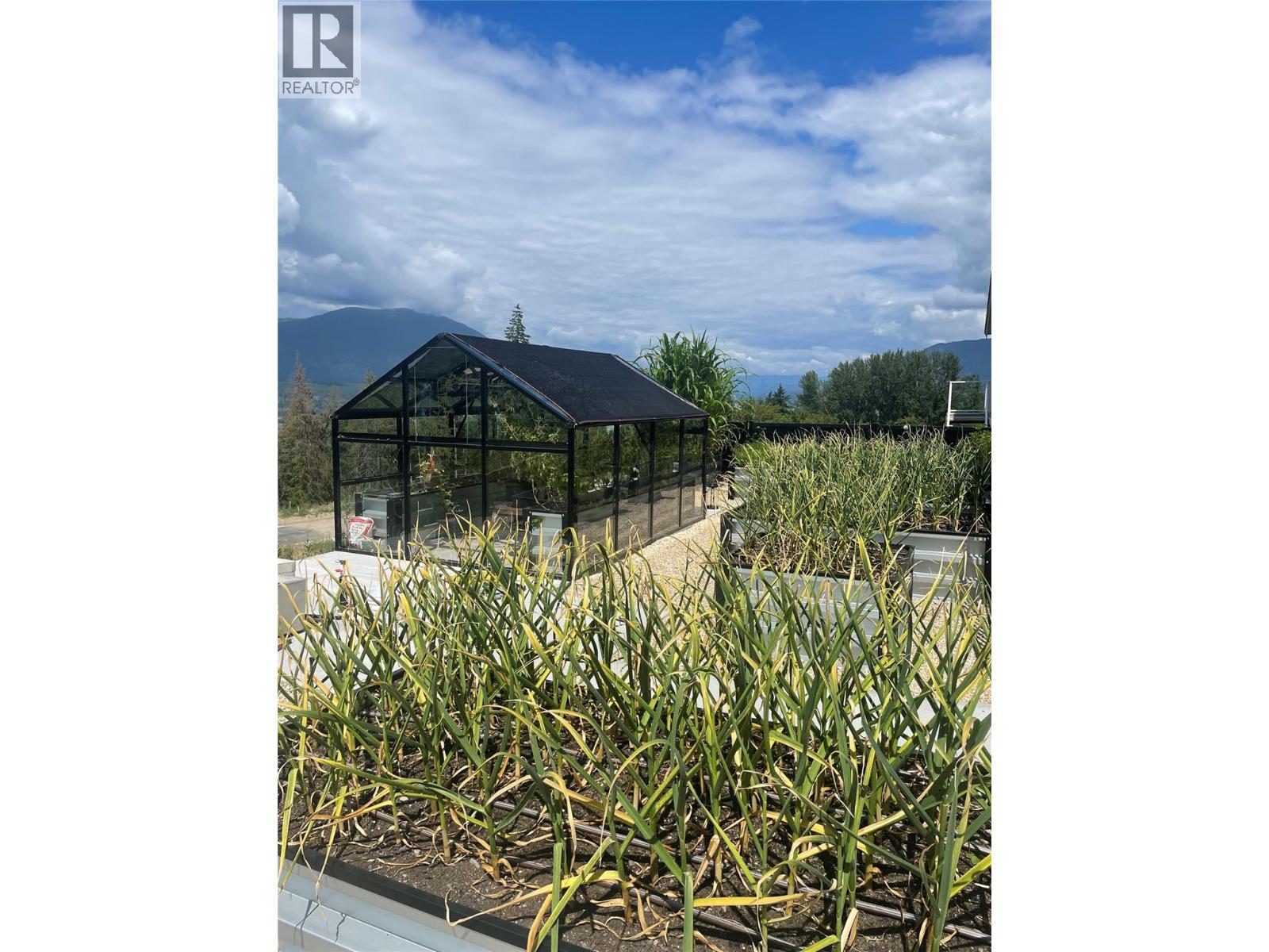 1621 9 Street SE, Salmon Arm