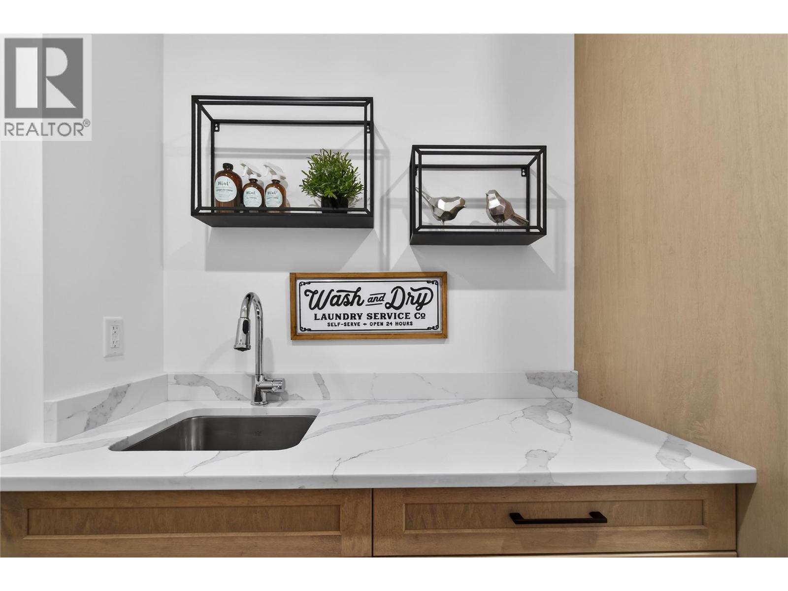 1621 9 Street SE, Salmon Arm