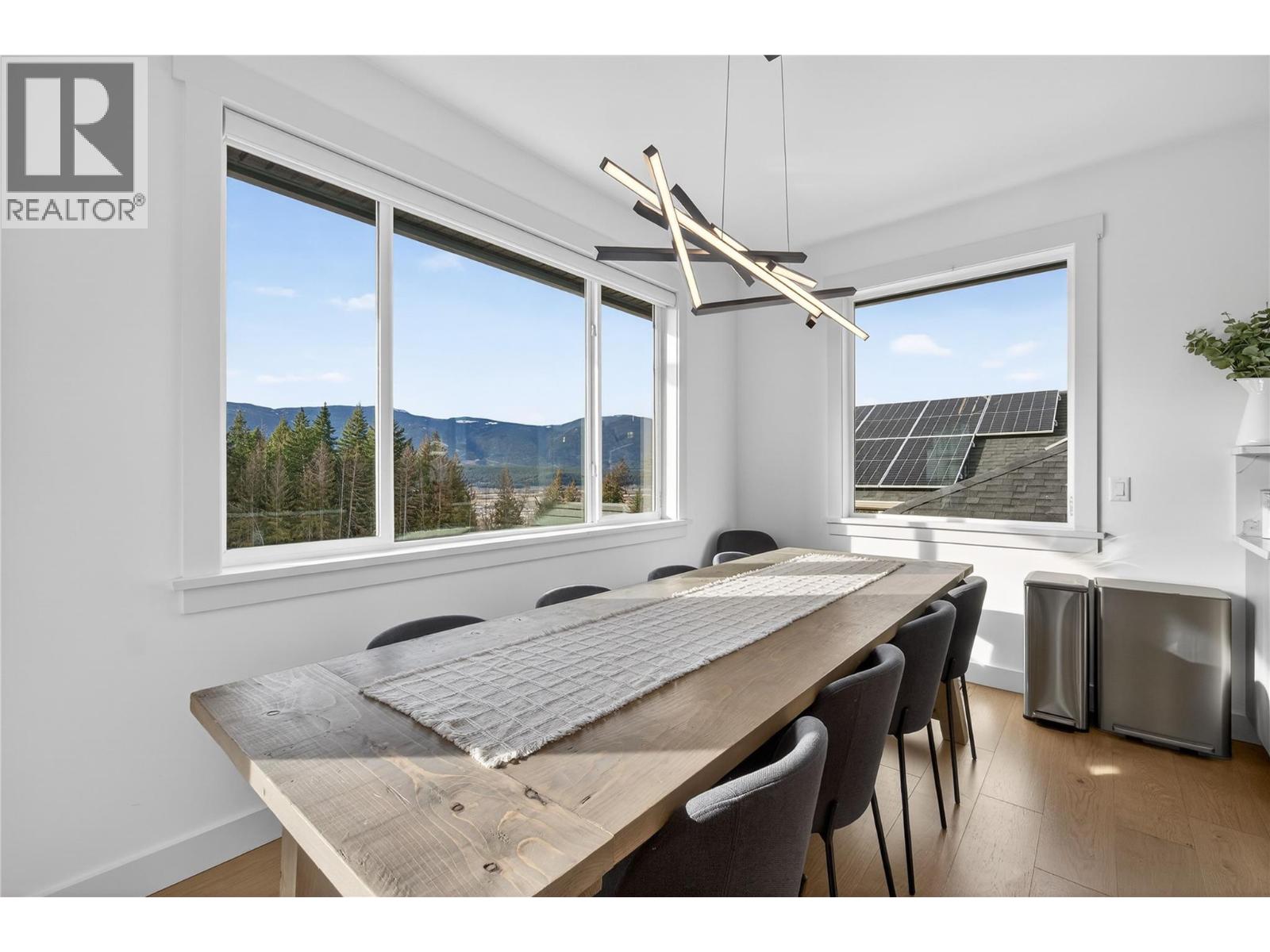 1621 9 Street SE, Salmon Arm