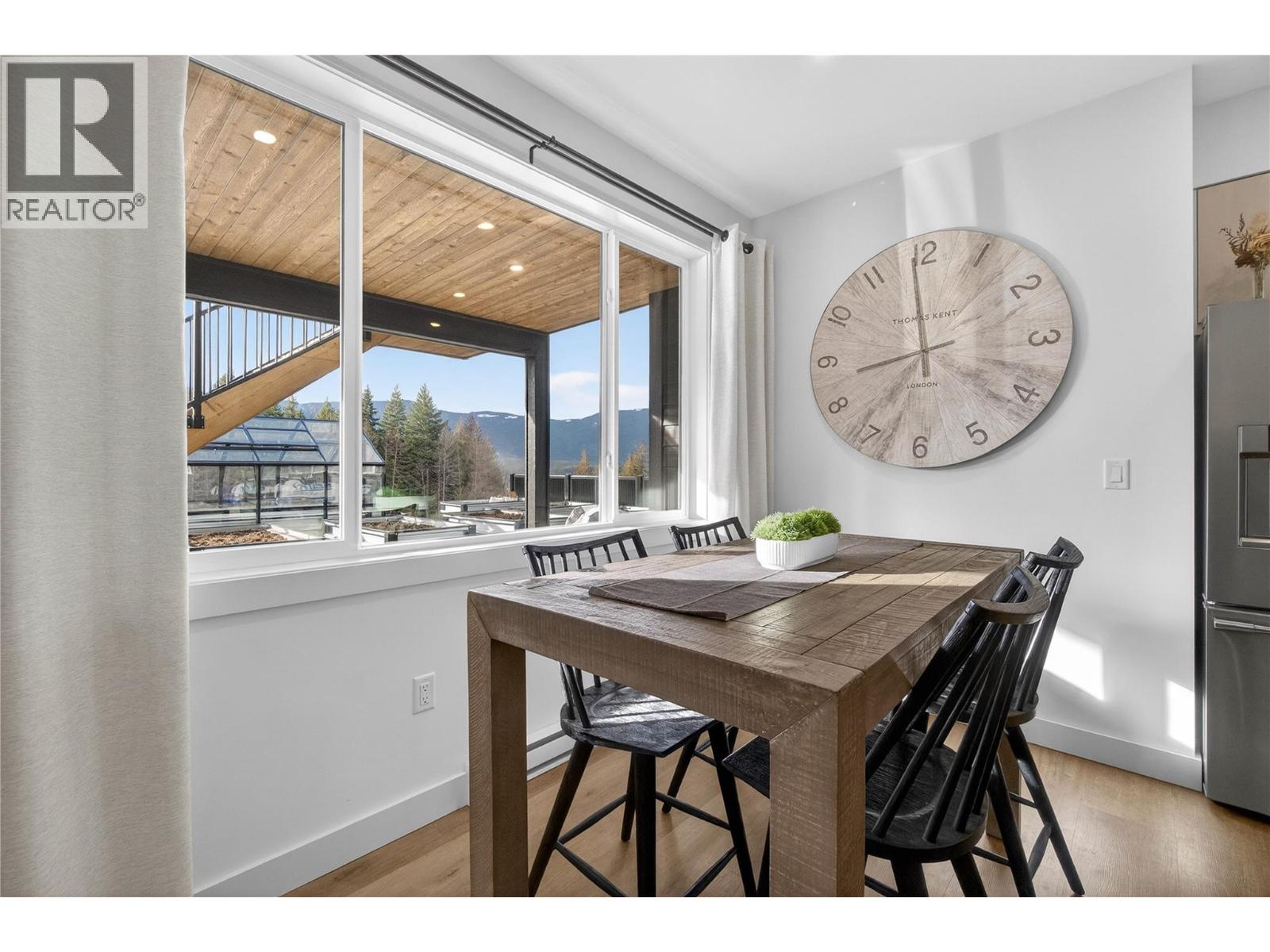 1621 9 Street SE, Salmon Arm