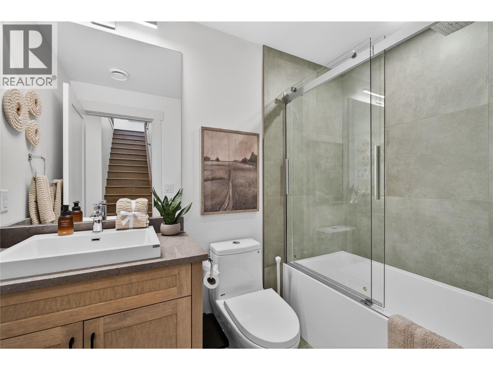 1621 9 Street SE, Salmon Arm