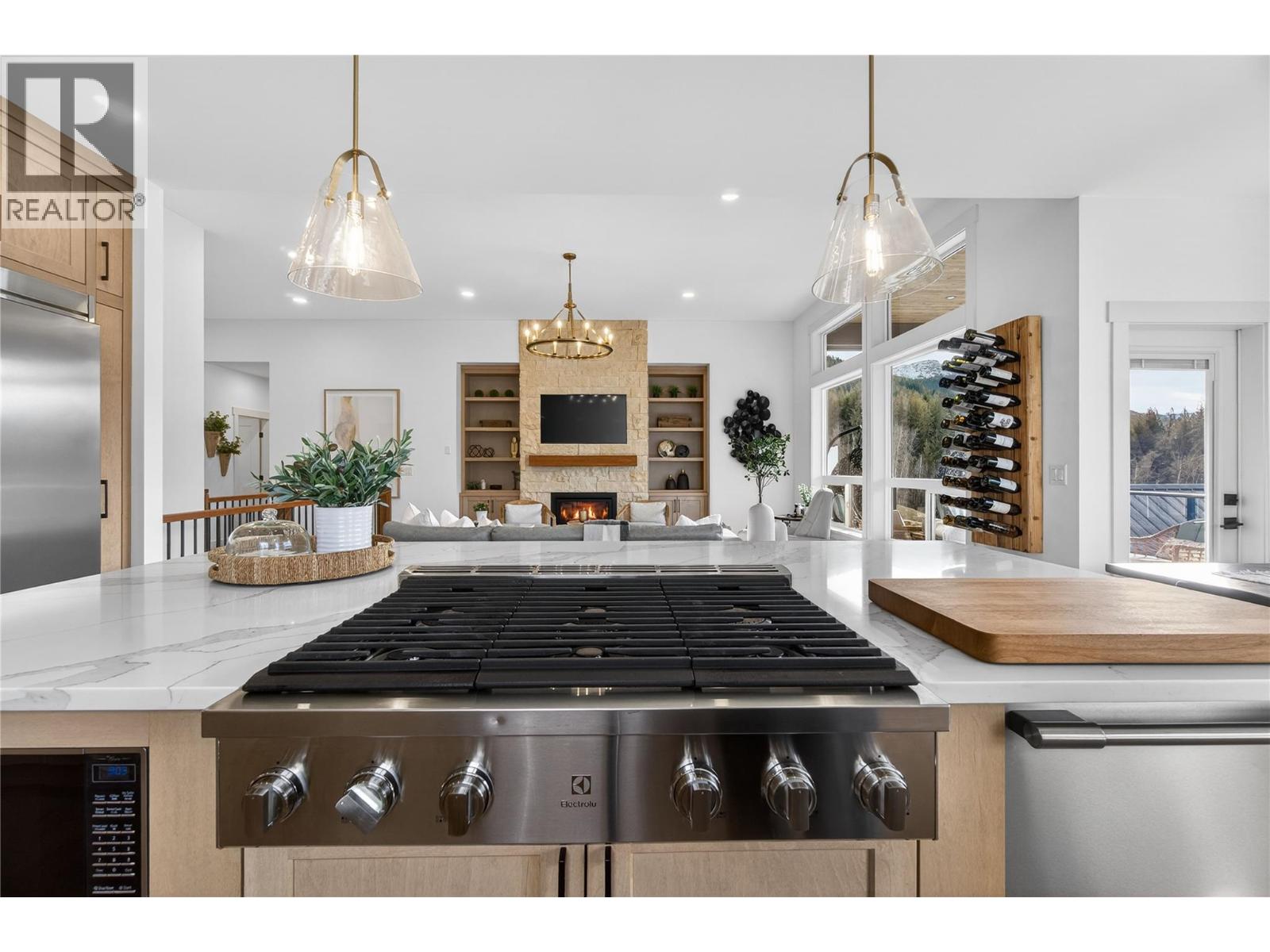 1621 9 Street SE, Salmon Arm