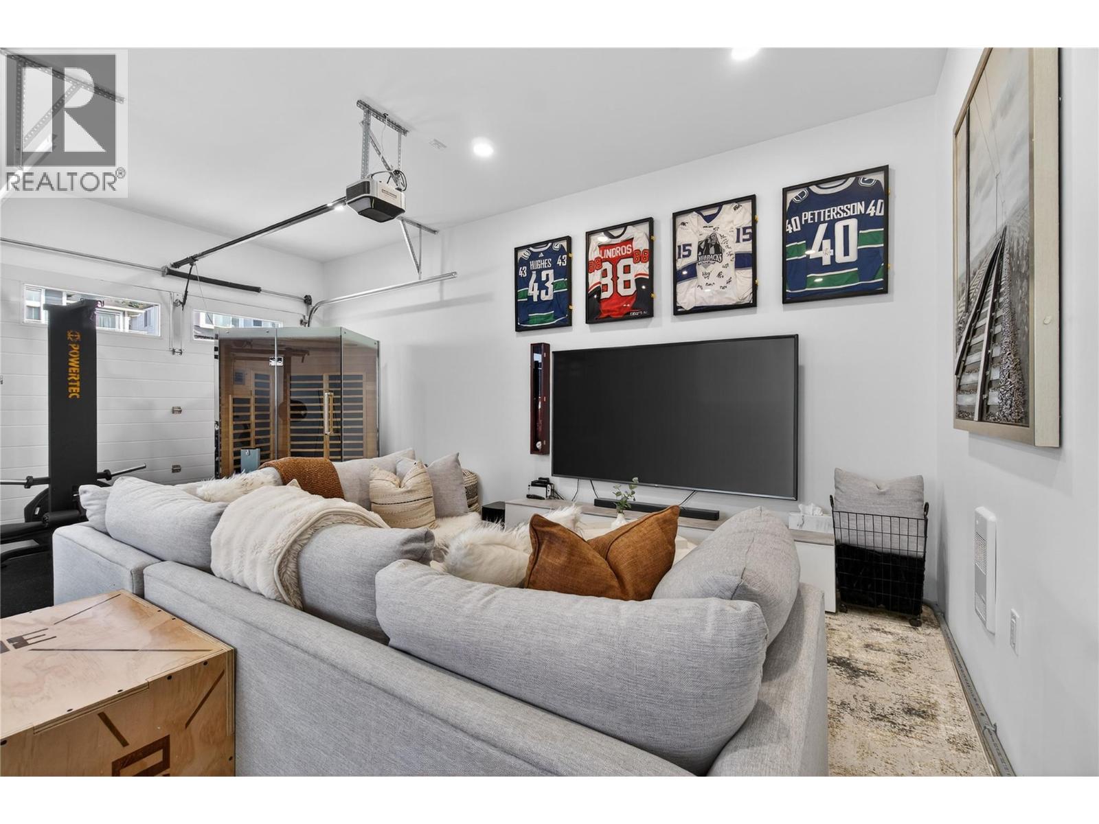 1621 9 Street SE, Salmon Arm