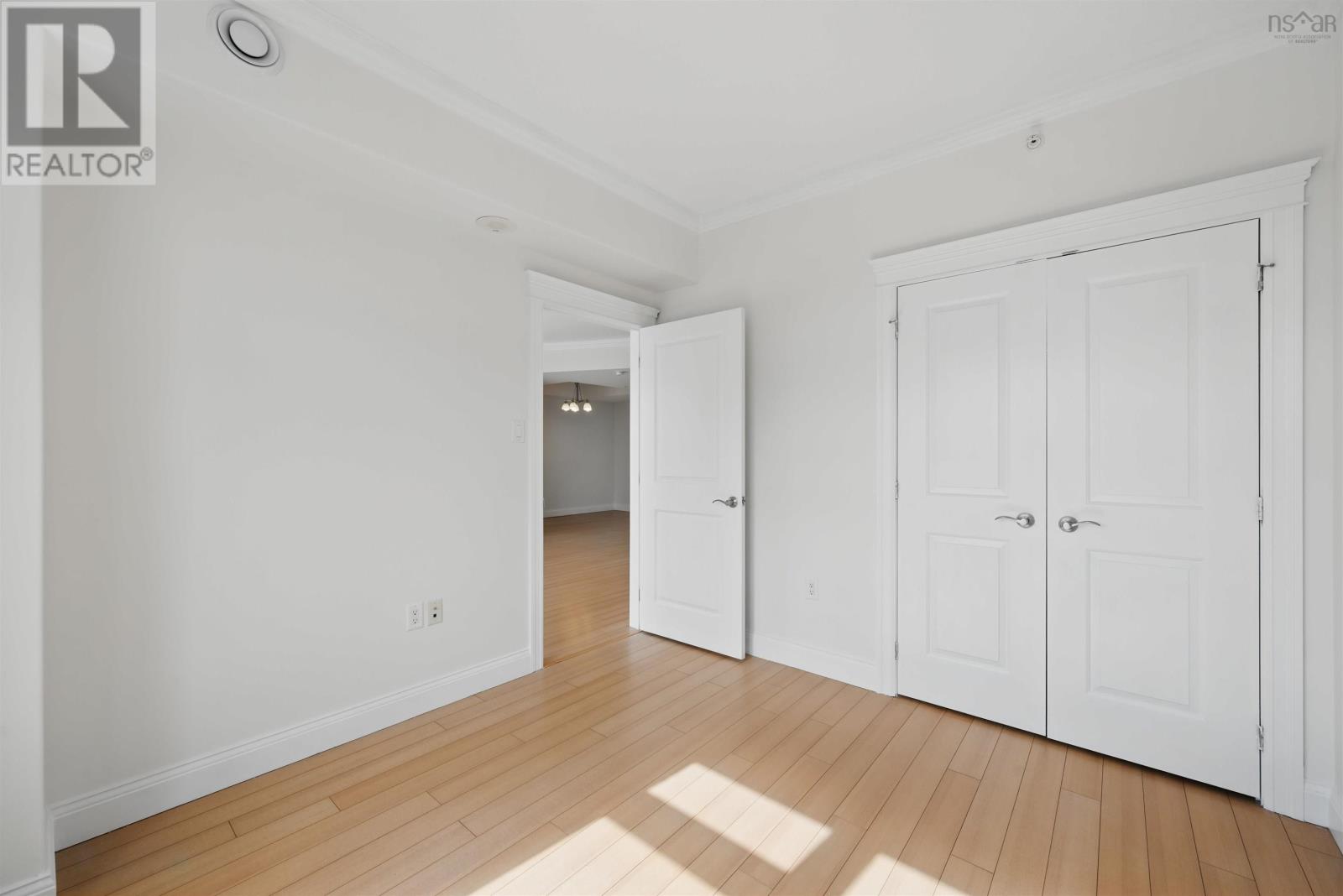 Property 28 of 32 of 707 60 Walter Havill Drive