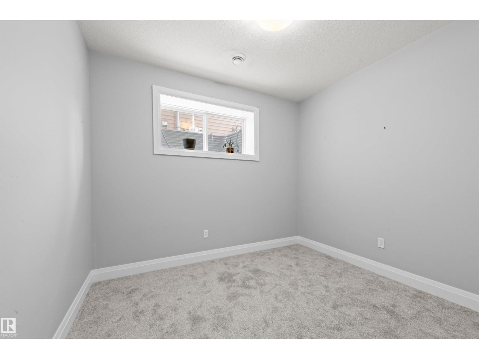 389 Charlesworth DR SW SW - 16