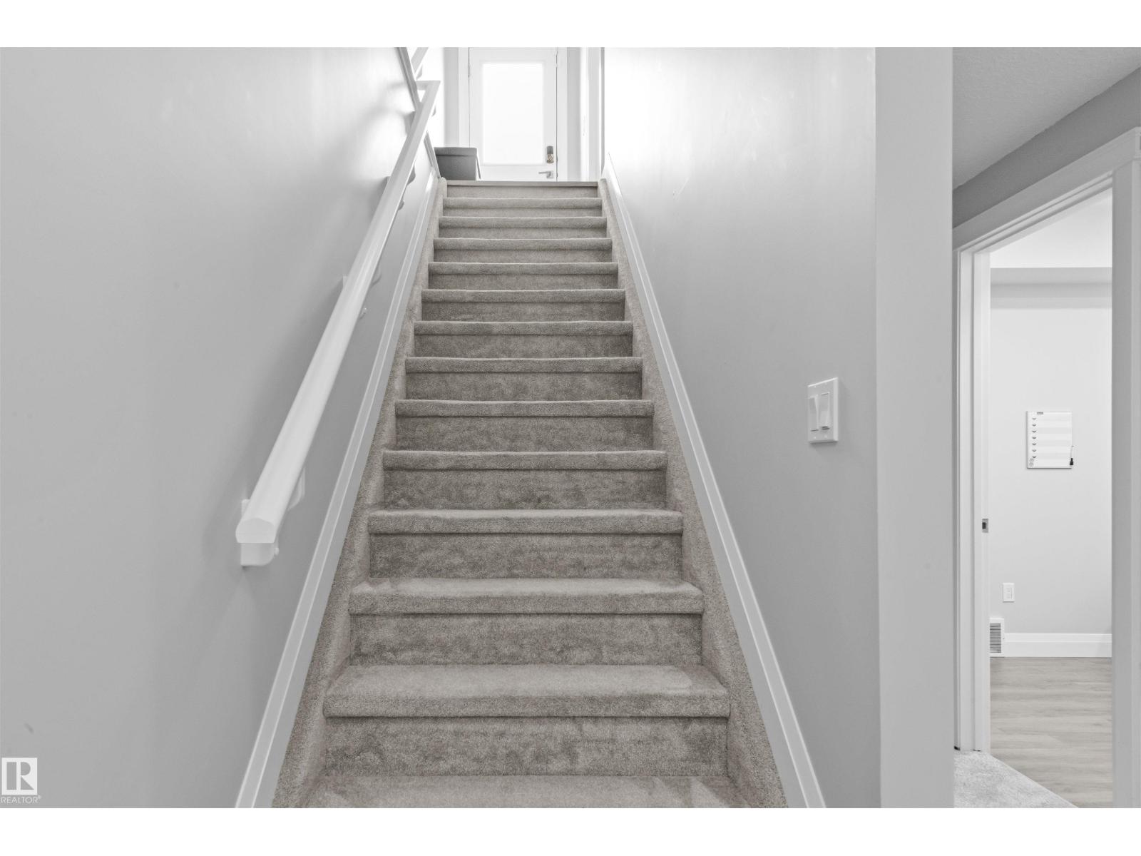 389 Charlesworth DR SW SW - 14