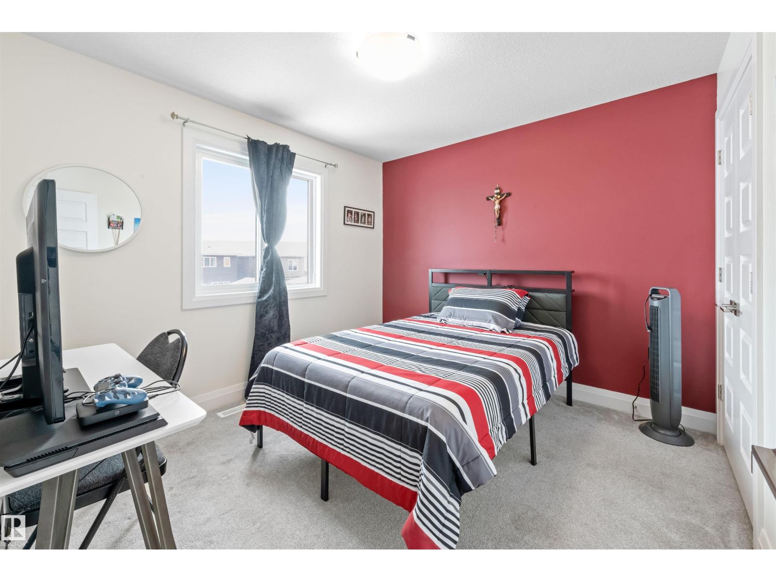 389 Charlesworth DR SW SW - 22