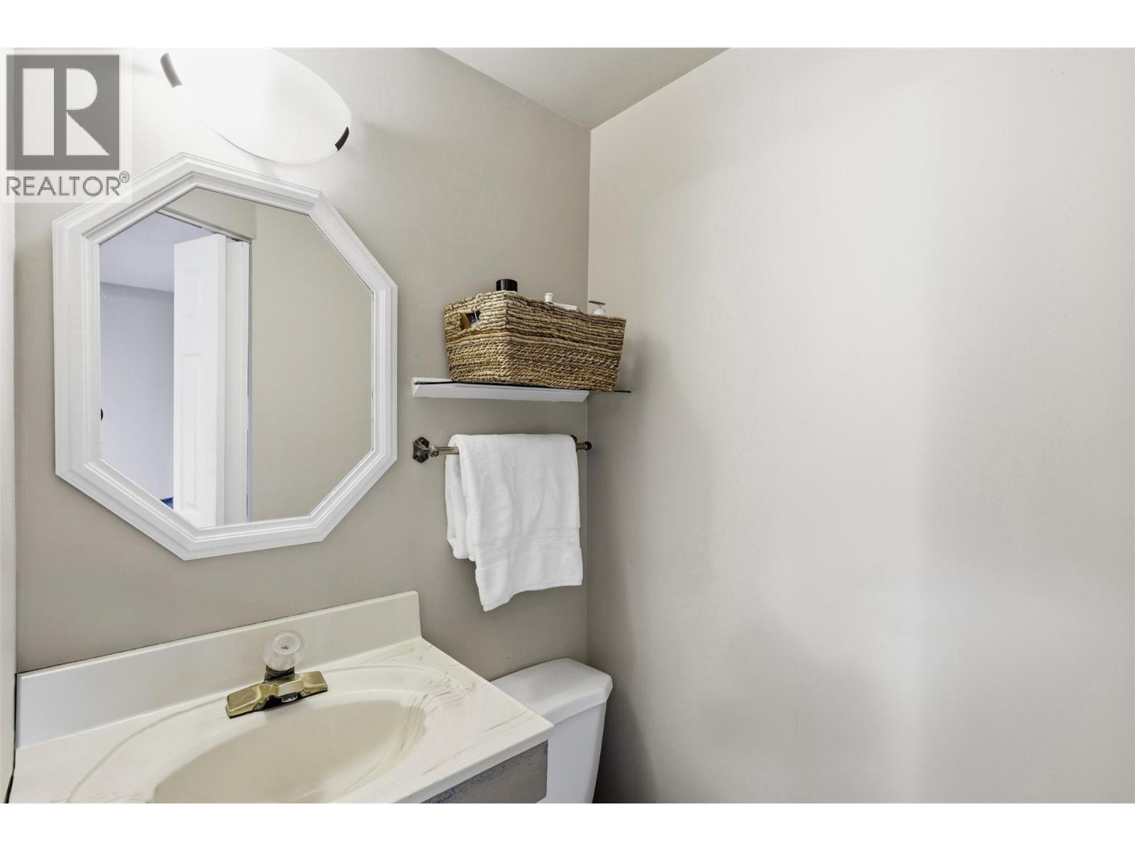 1155 Pembroke Avenue, Kamloops