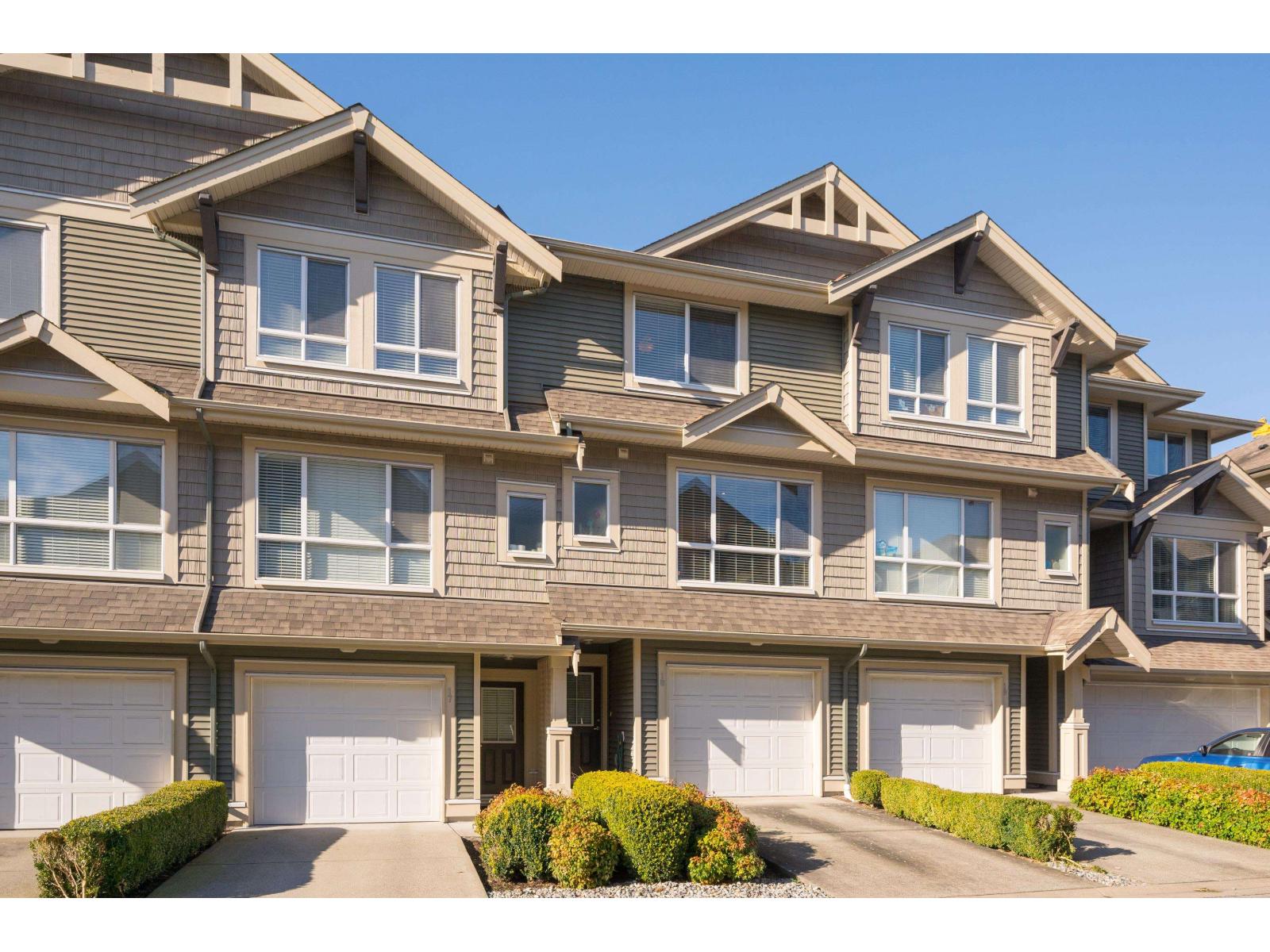 18 7848 170 Street - photo 2