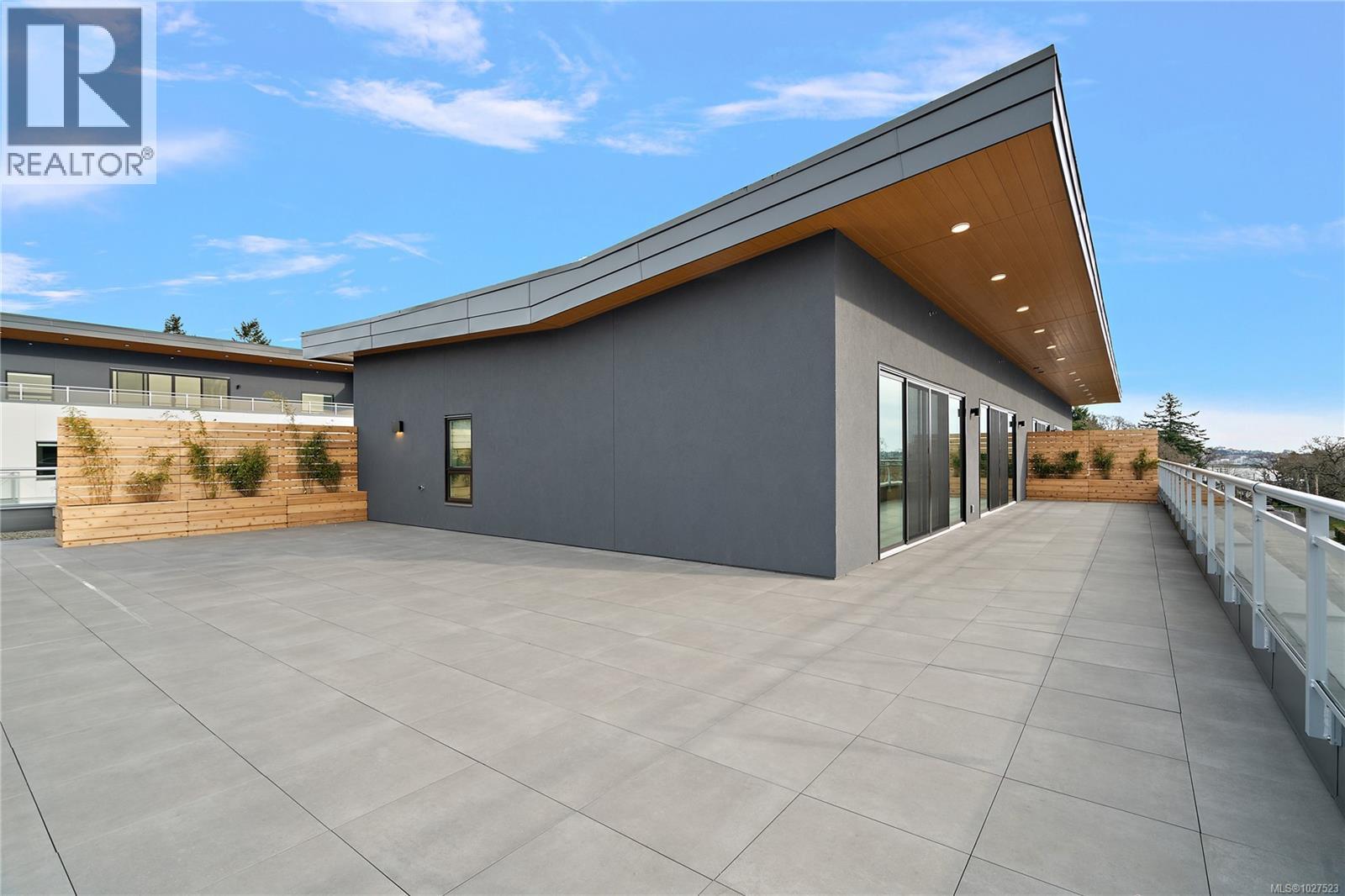 501 1102 Esquimalt Road, Esquimalt