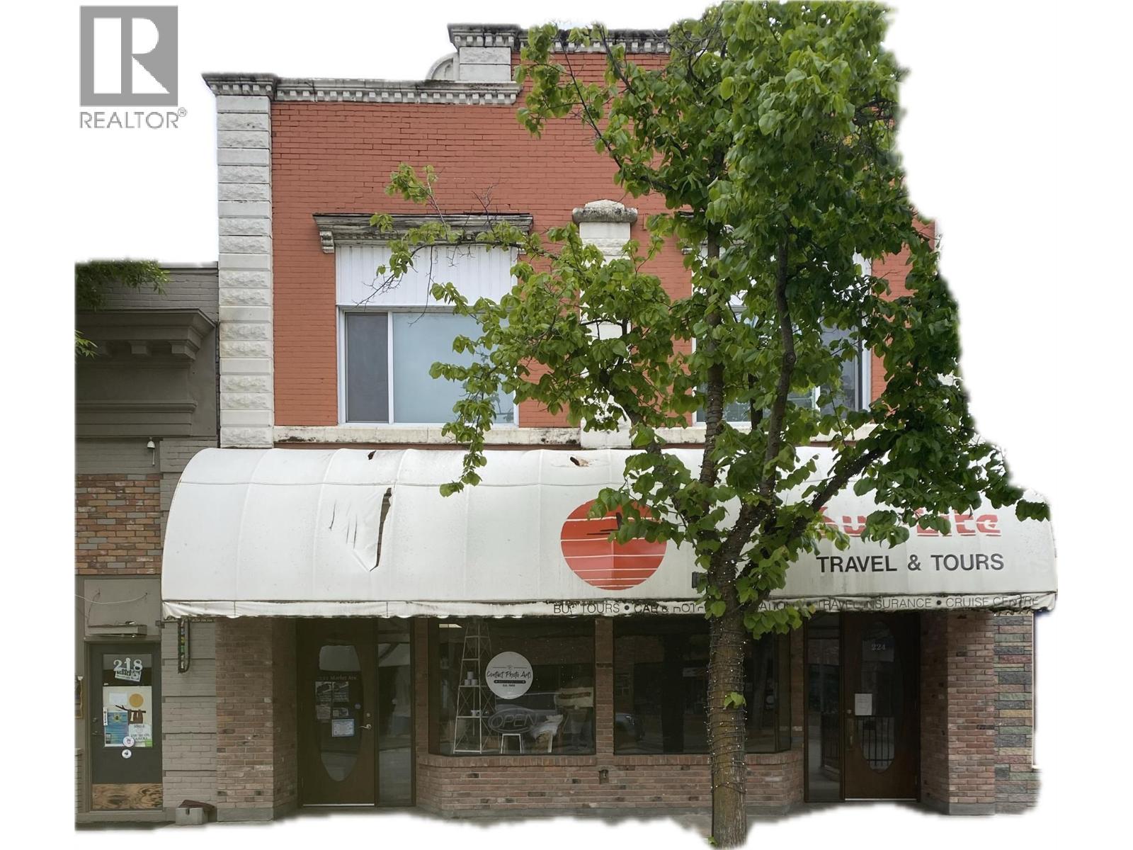 224 Market Avenue - main photo