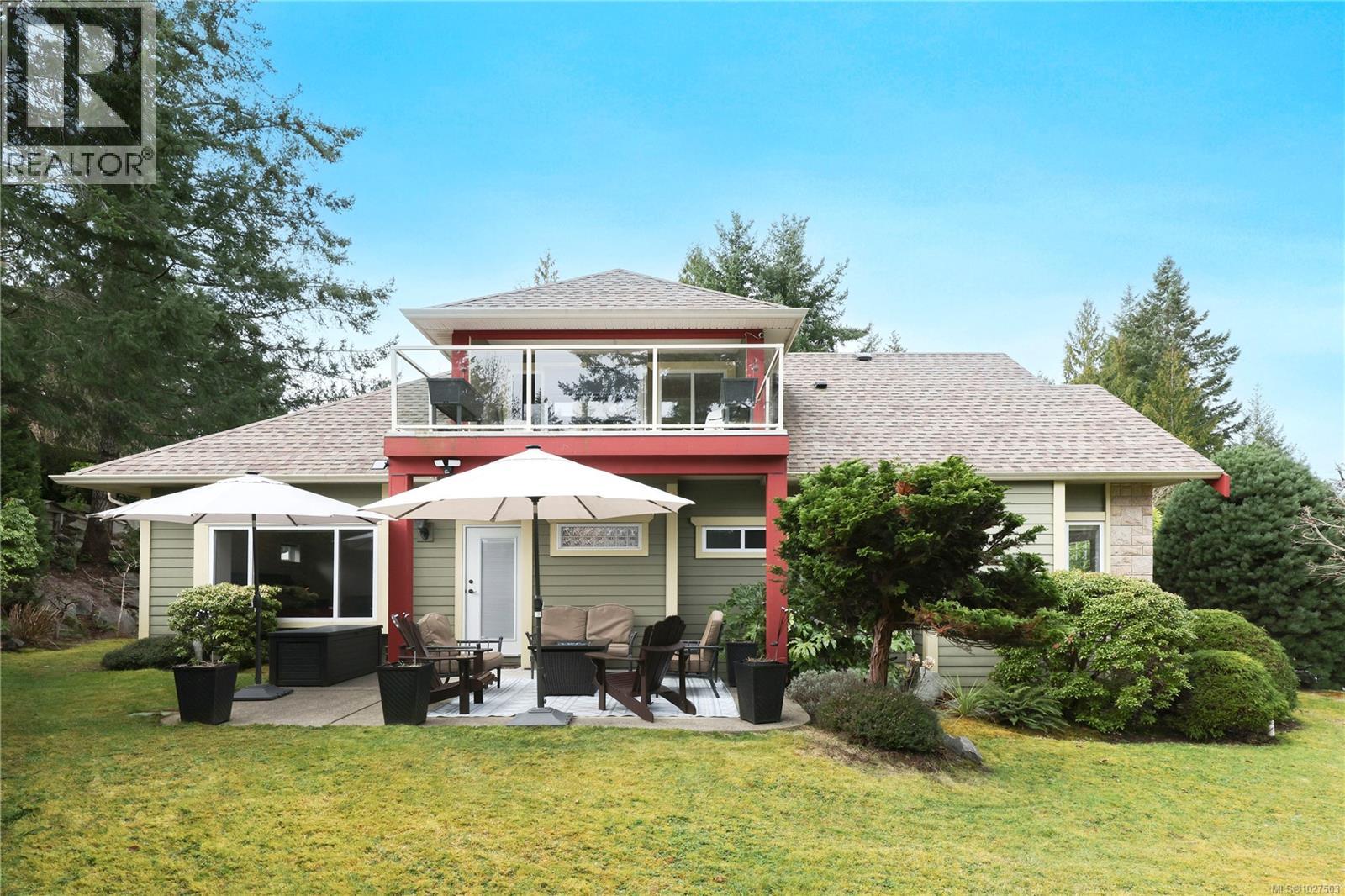 3151 Klanawa Cres - 4