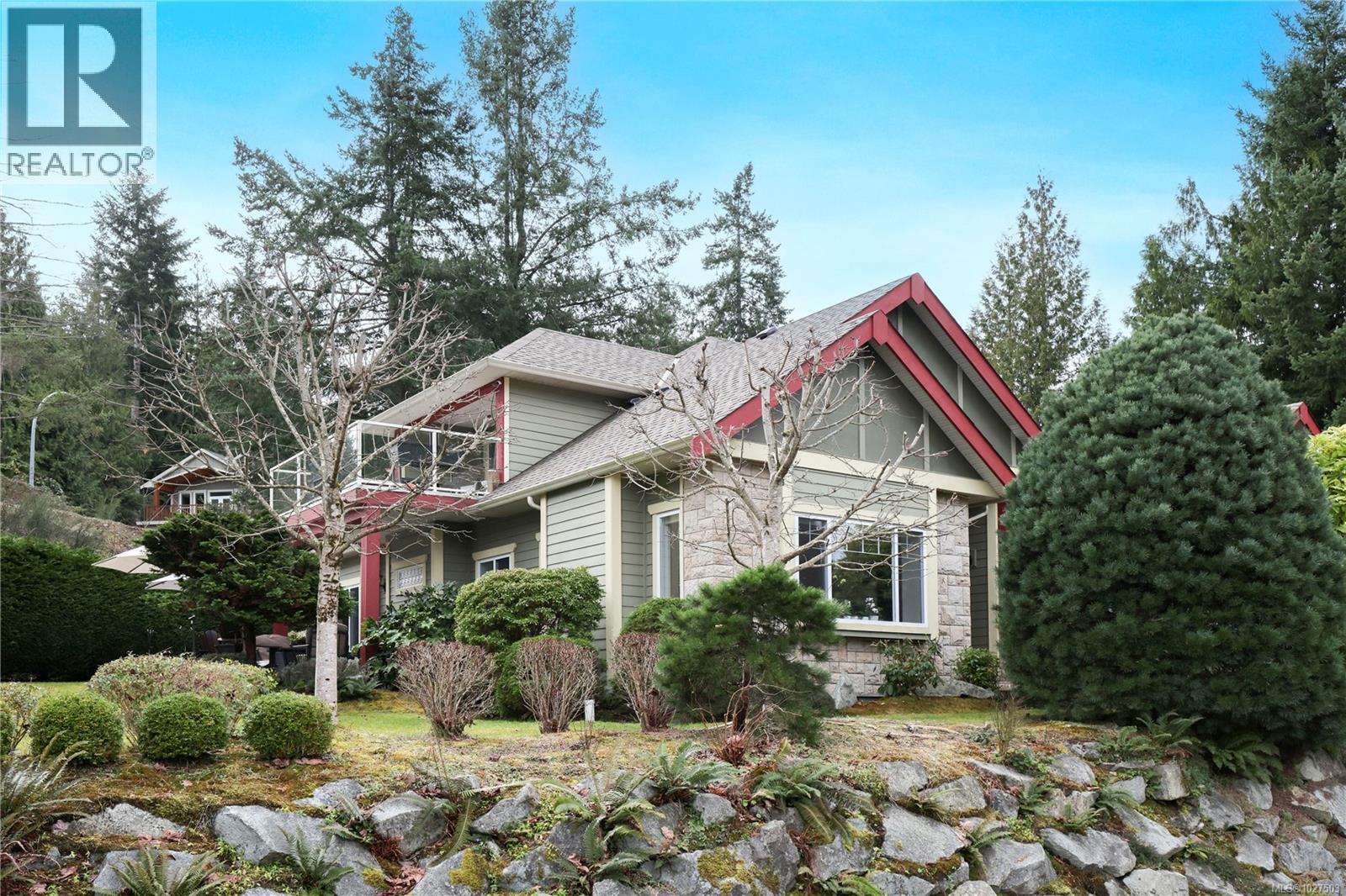 3151 Klanawa Cres - 3
