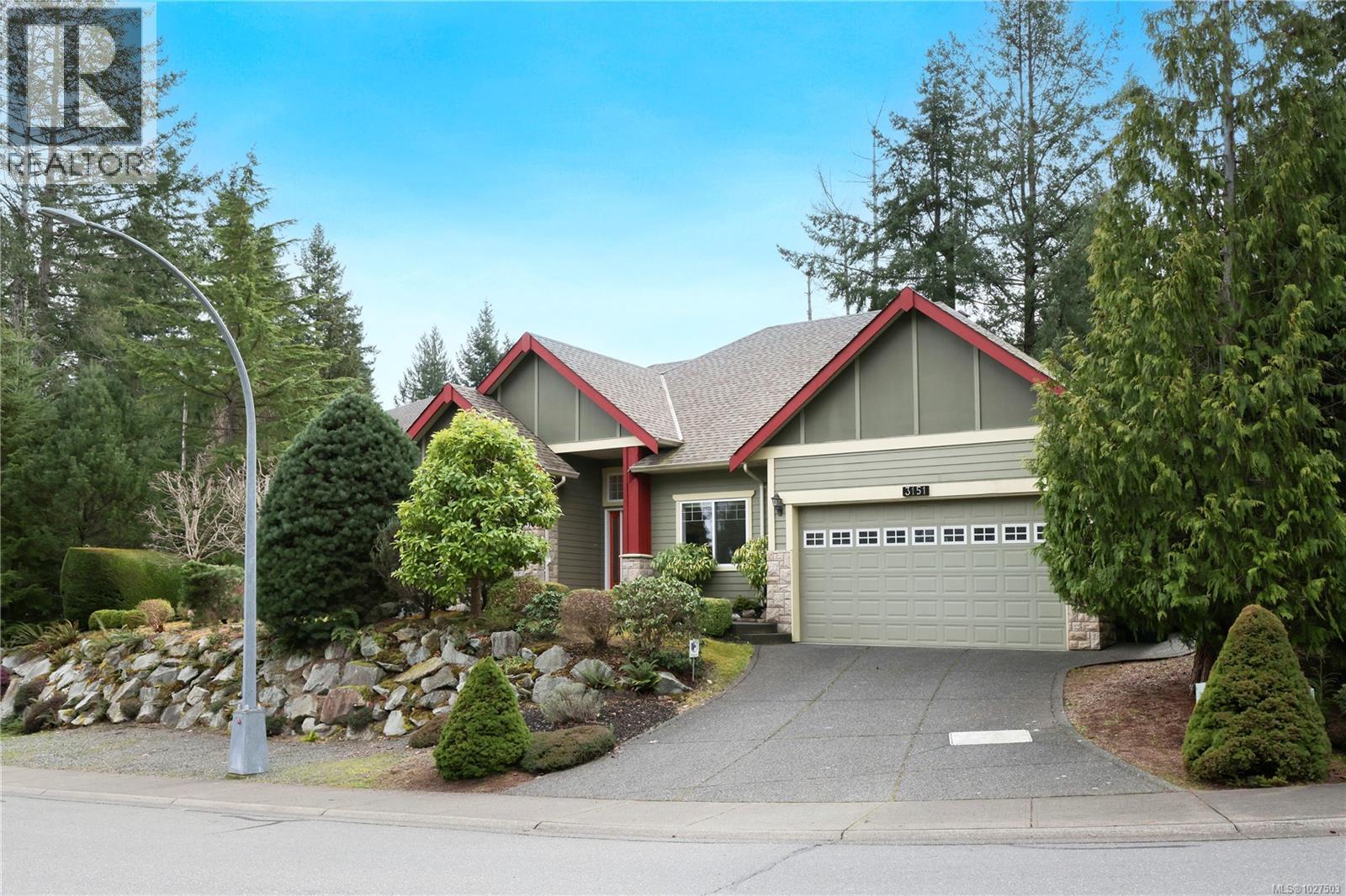 3151 Klanawa Cres - 1