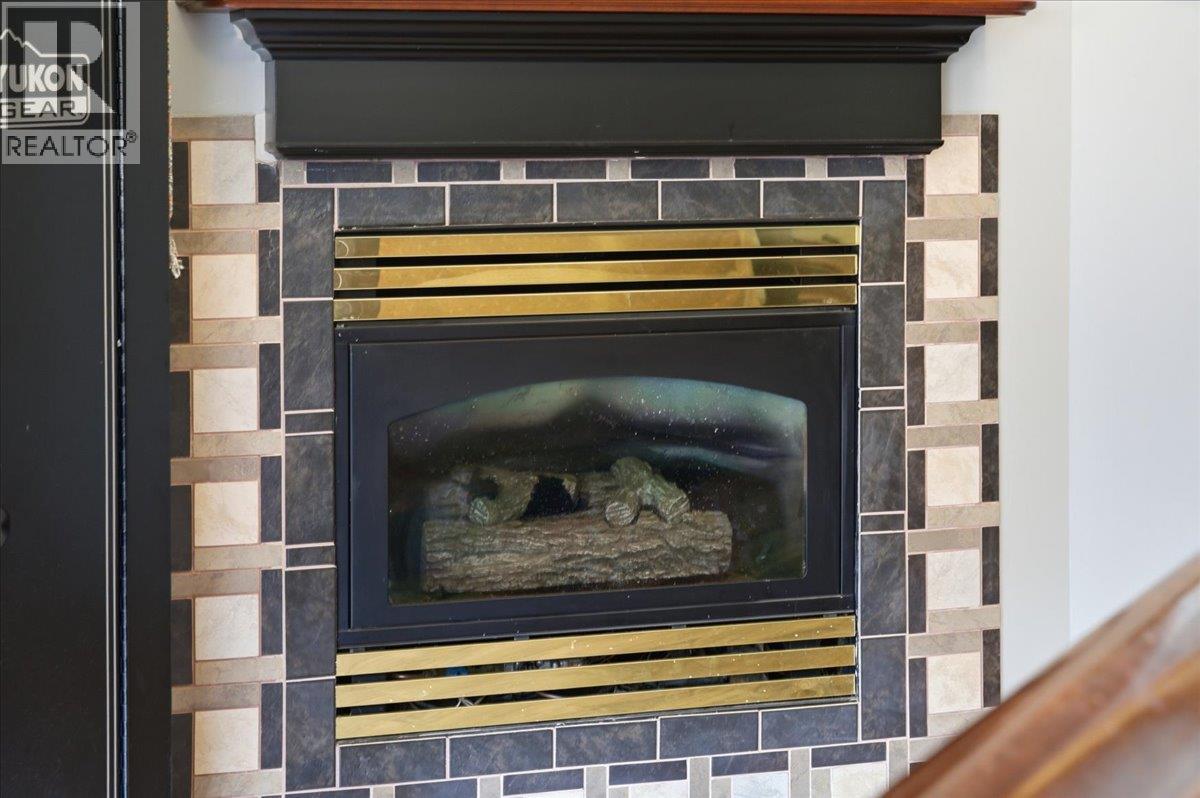 258 2ND Avenue, Trail