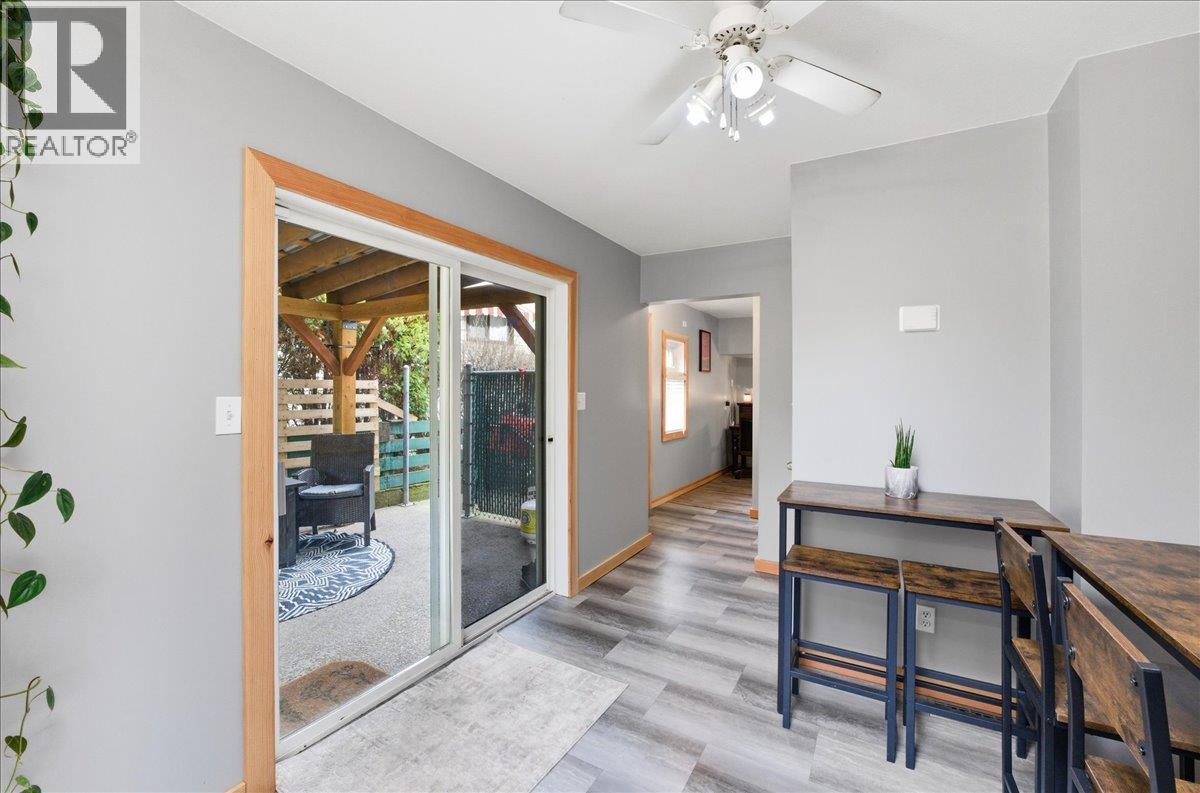 258 2ND Avenue, Trail