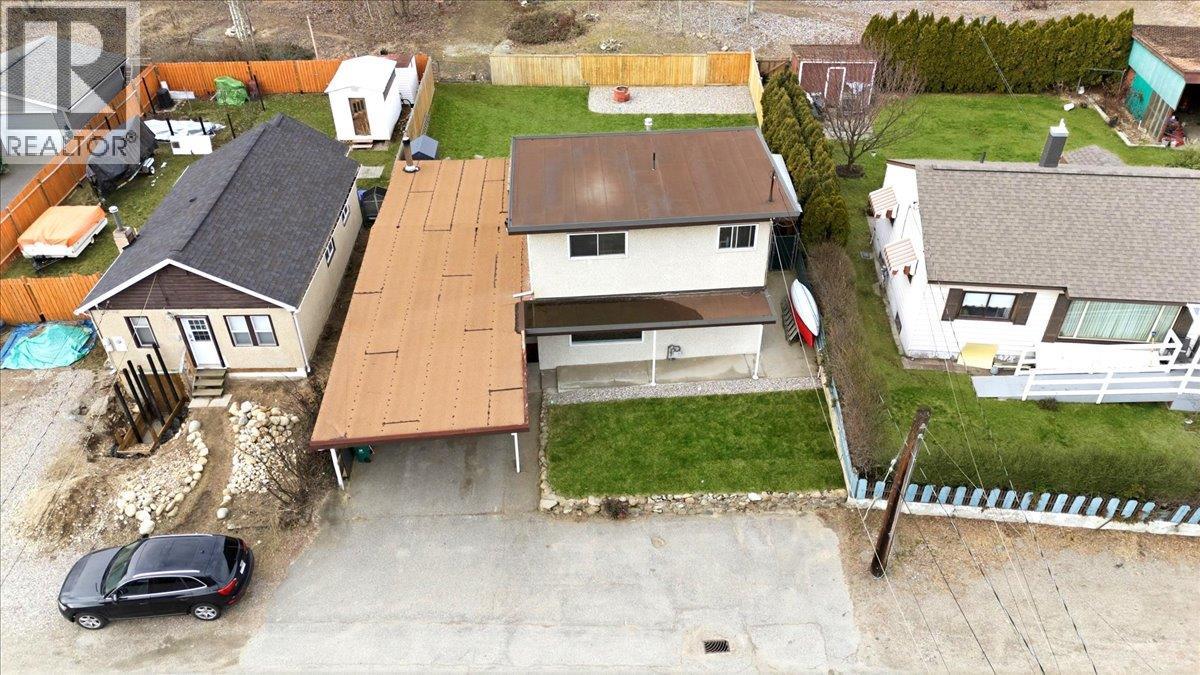 258 2ND Avenue, Trail