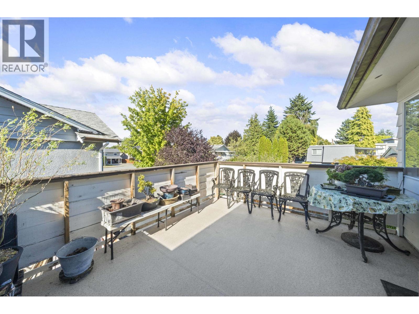 8431 ROSEBANK CRESCENT