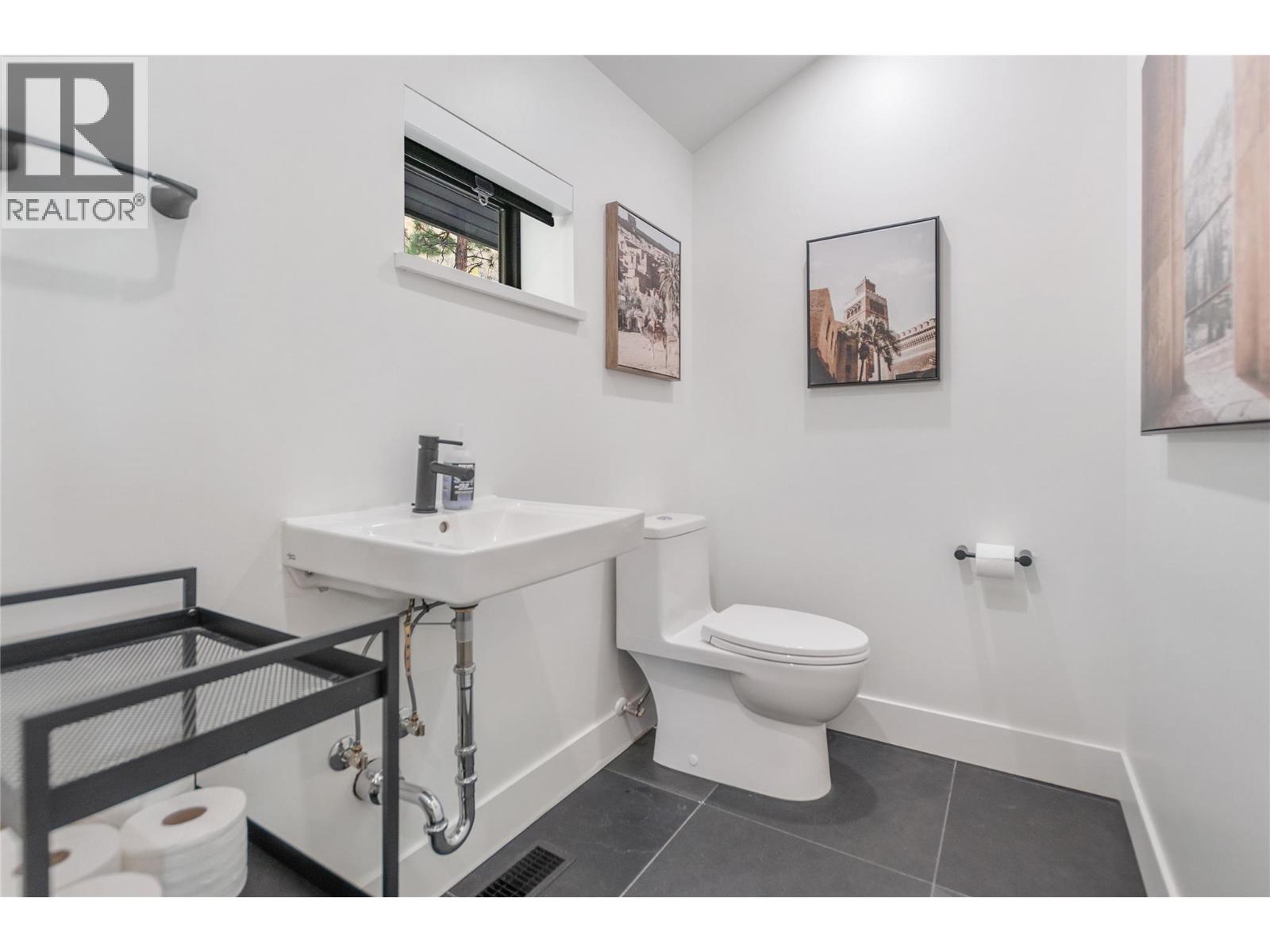 2710 WORKMAN Place, Naramata