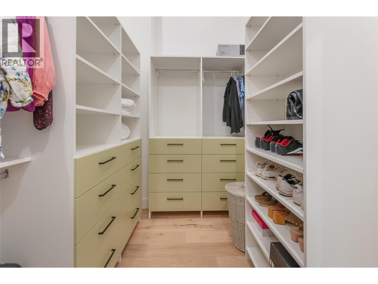 2710 WORKMAN Place, Naramata