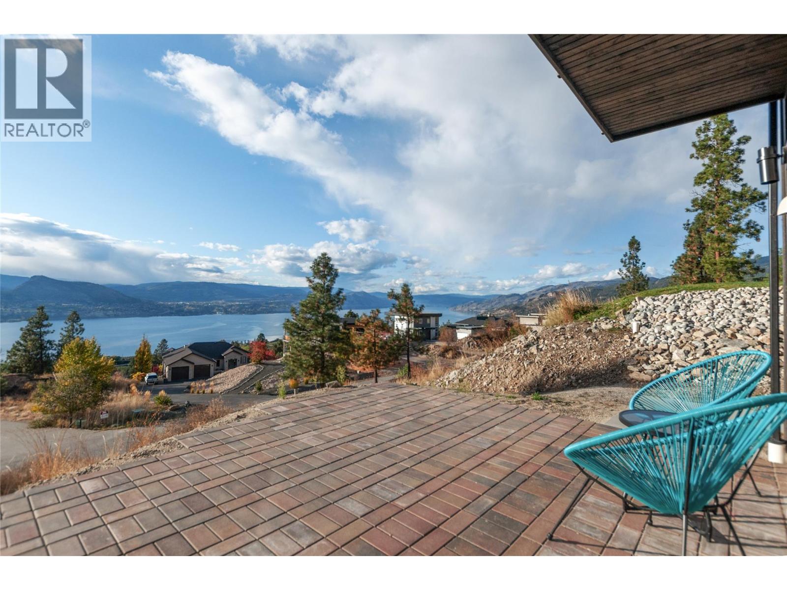 2710 WORKMAN Place, Naramata