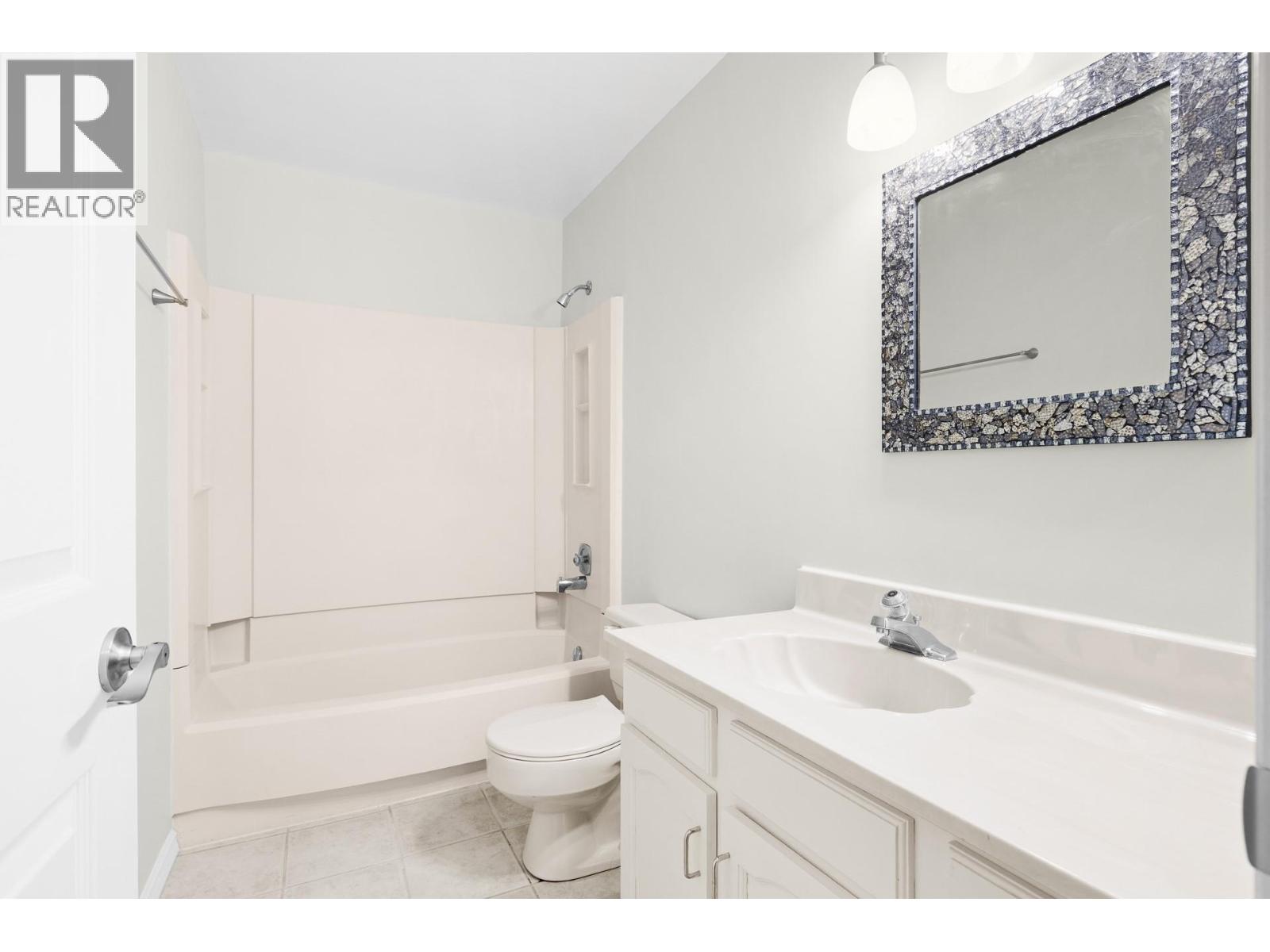 1490B Gordon Drive Unit# 304, Kelowna