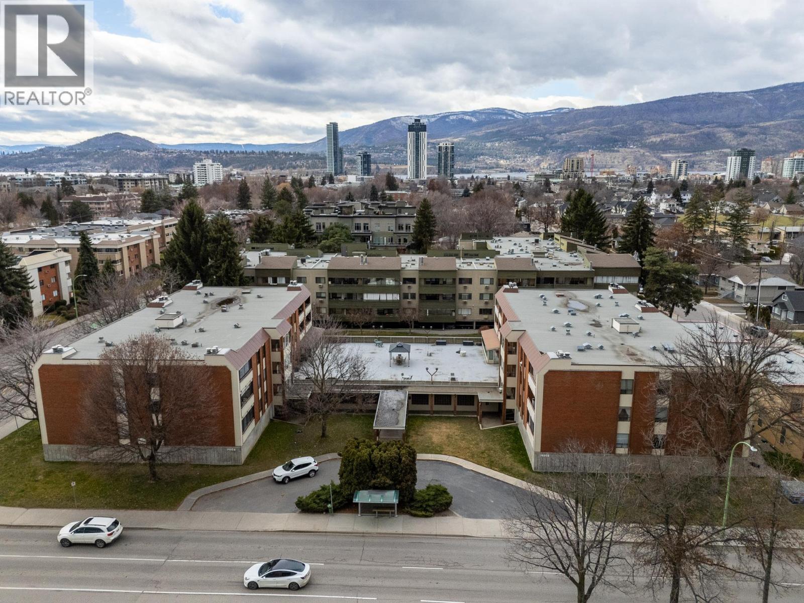 1490B Gordon Drive Unit# 304, Kelowna