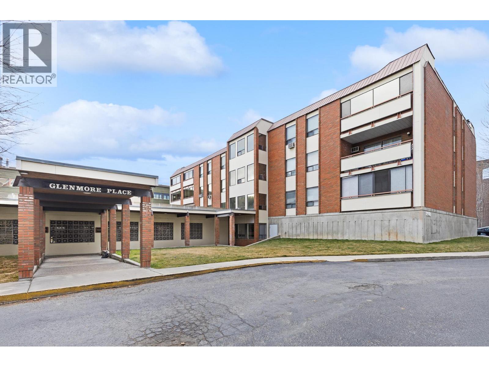 1490B Gordon Drive Unit# 304, Kelowna