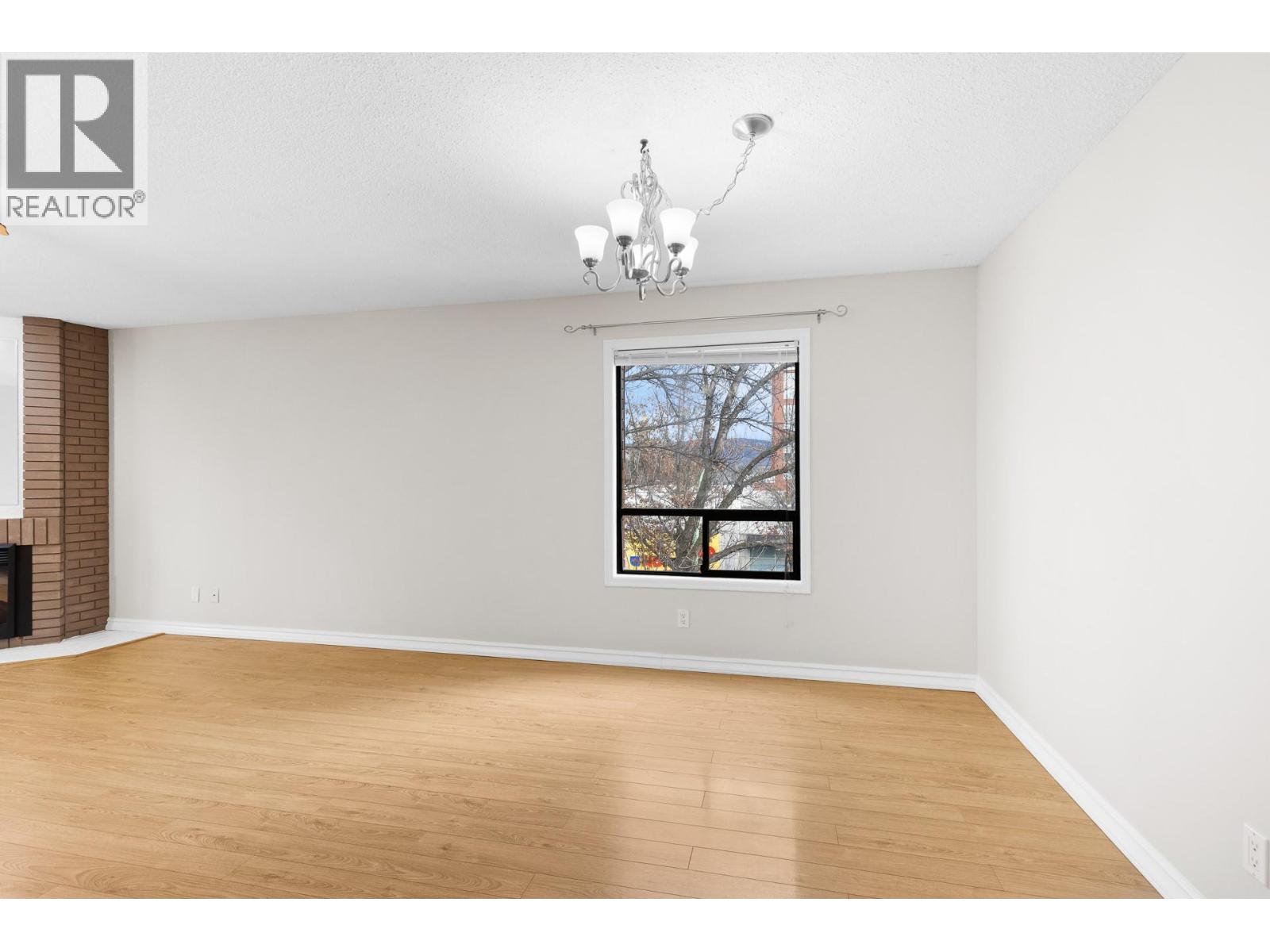 1490B Gordon Drive Unit# 304, Kelowna