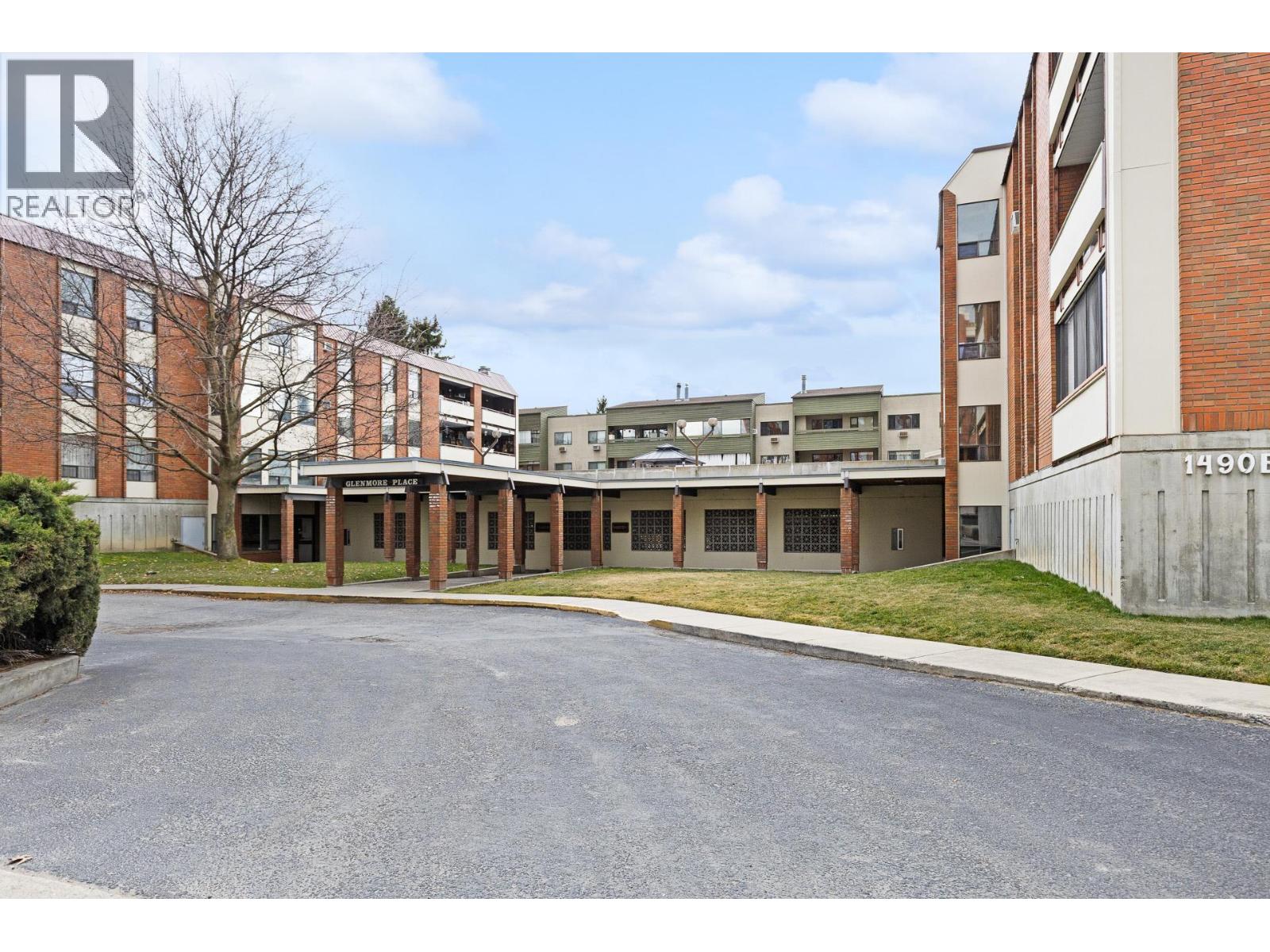 1490B Gordon Drive Unit# 304, Kelowna