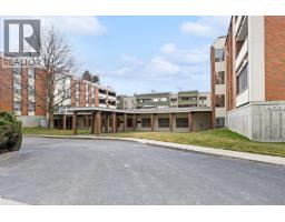 304 1490B Gordon Drive, Kelowna