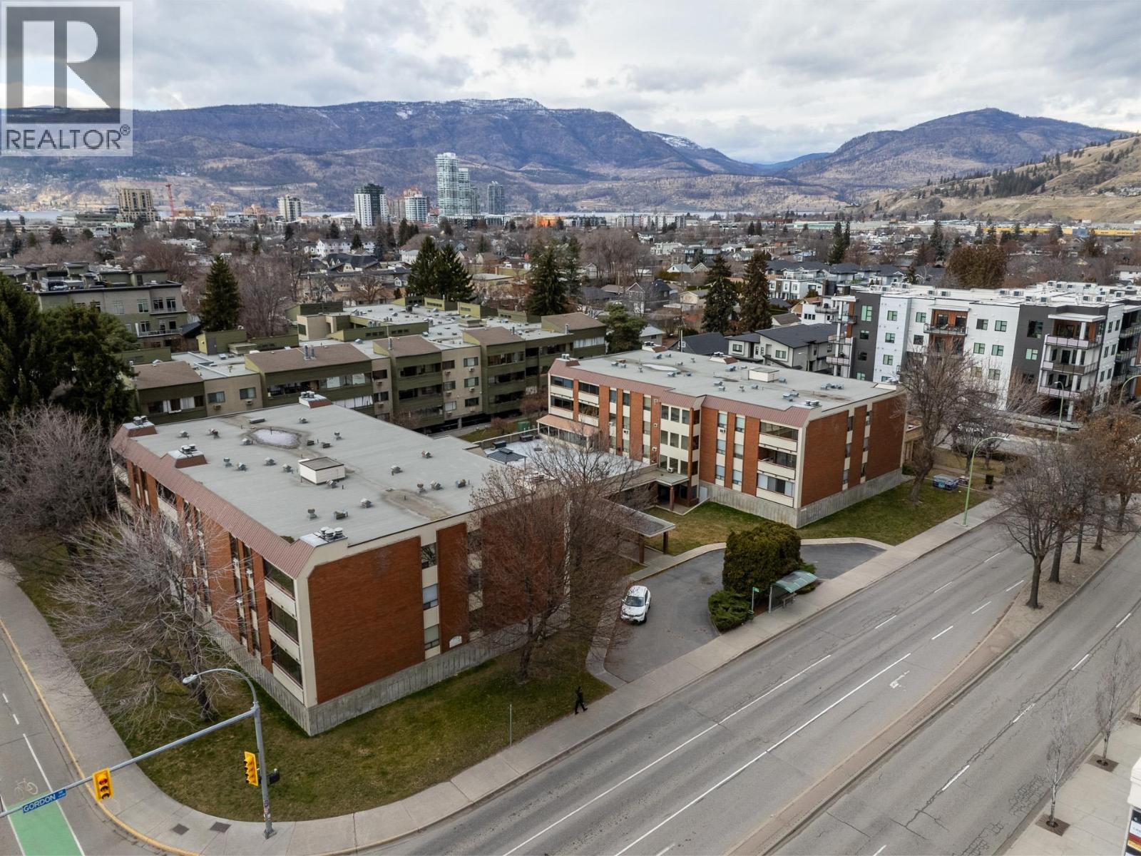 1490B Gordon Drive Unit# 304, Kelowna